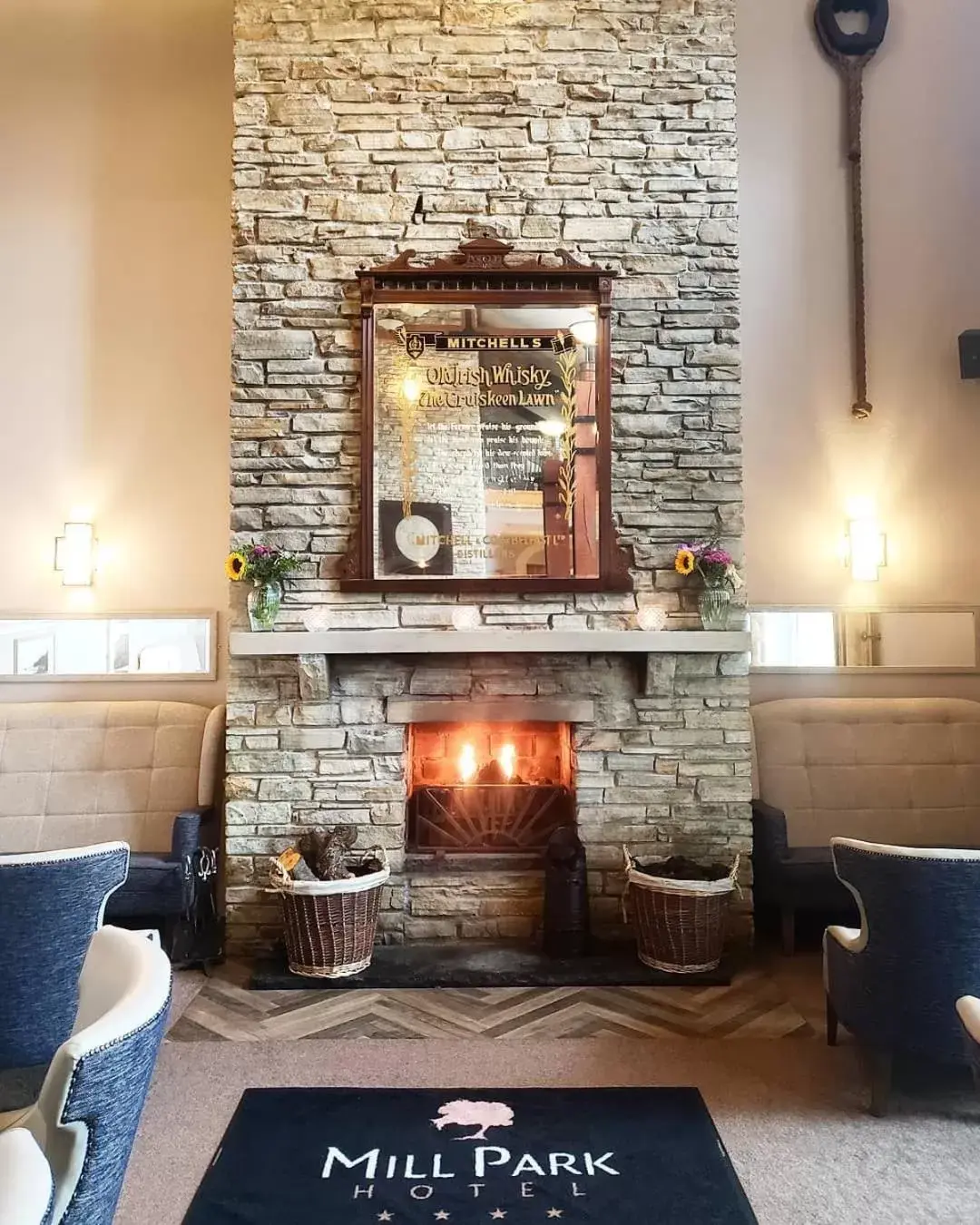 Lounge or bar, Seating Area in Mill Park Hotel