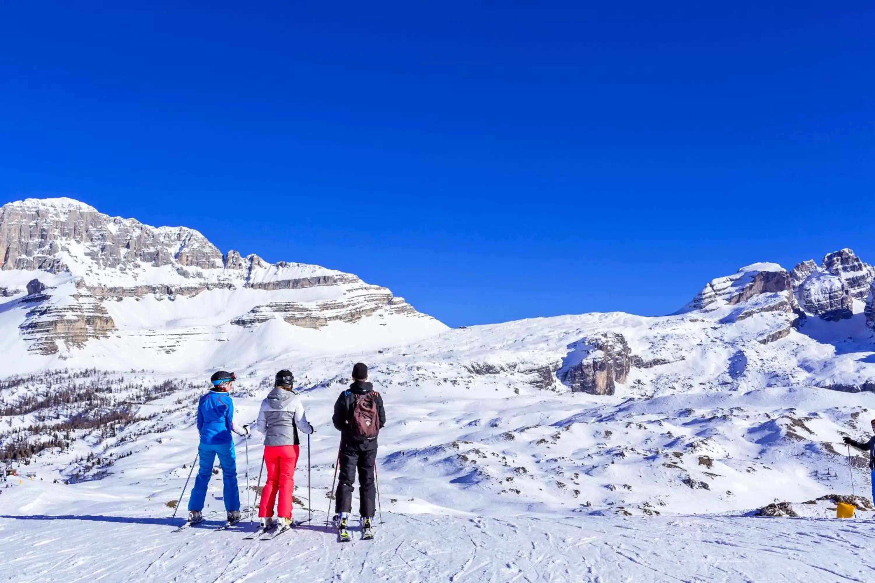 Skiing, Winter in Hotel Chalet Del Sogno