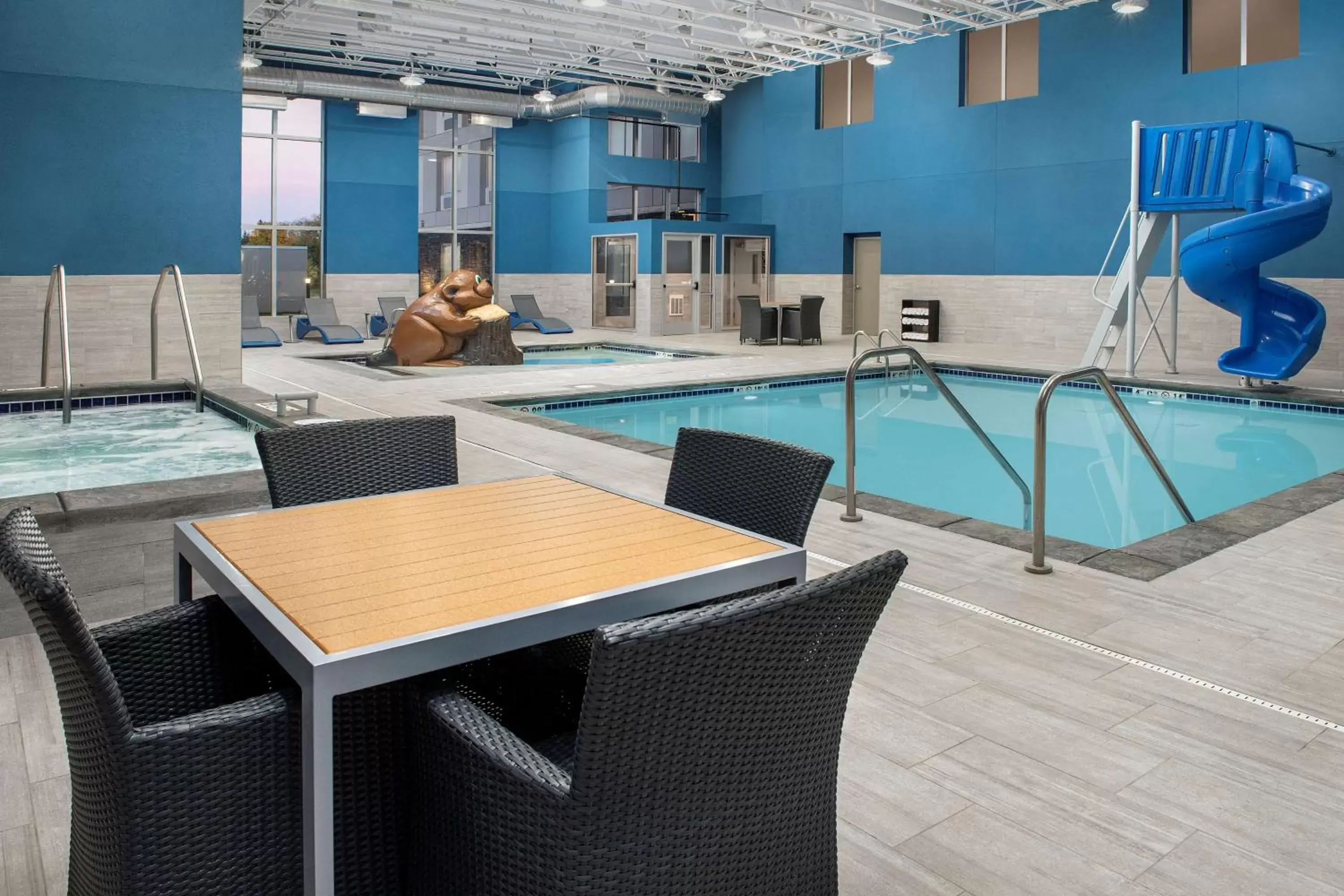 Pool view, Swimming Pool in Hampton Inn Warroad, MN