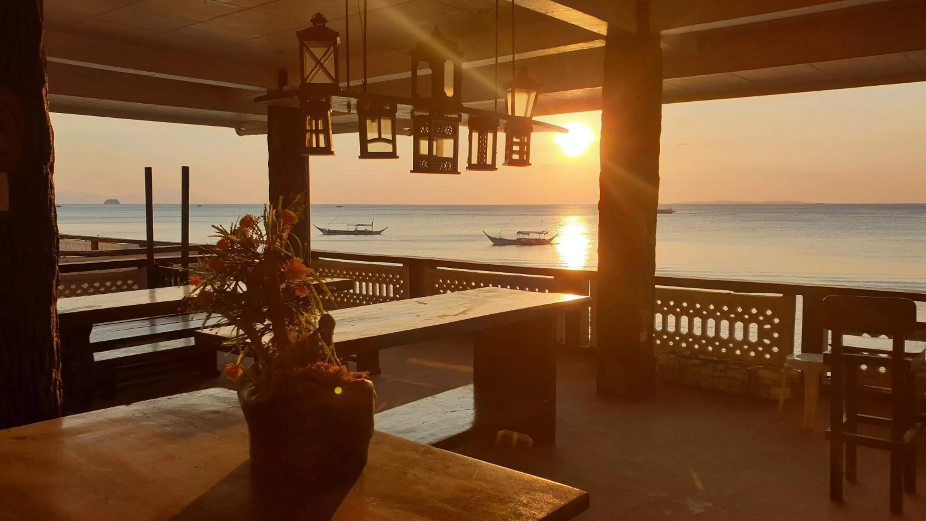 Raya Del Sol Dive Resort