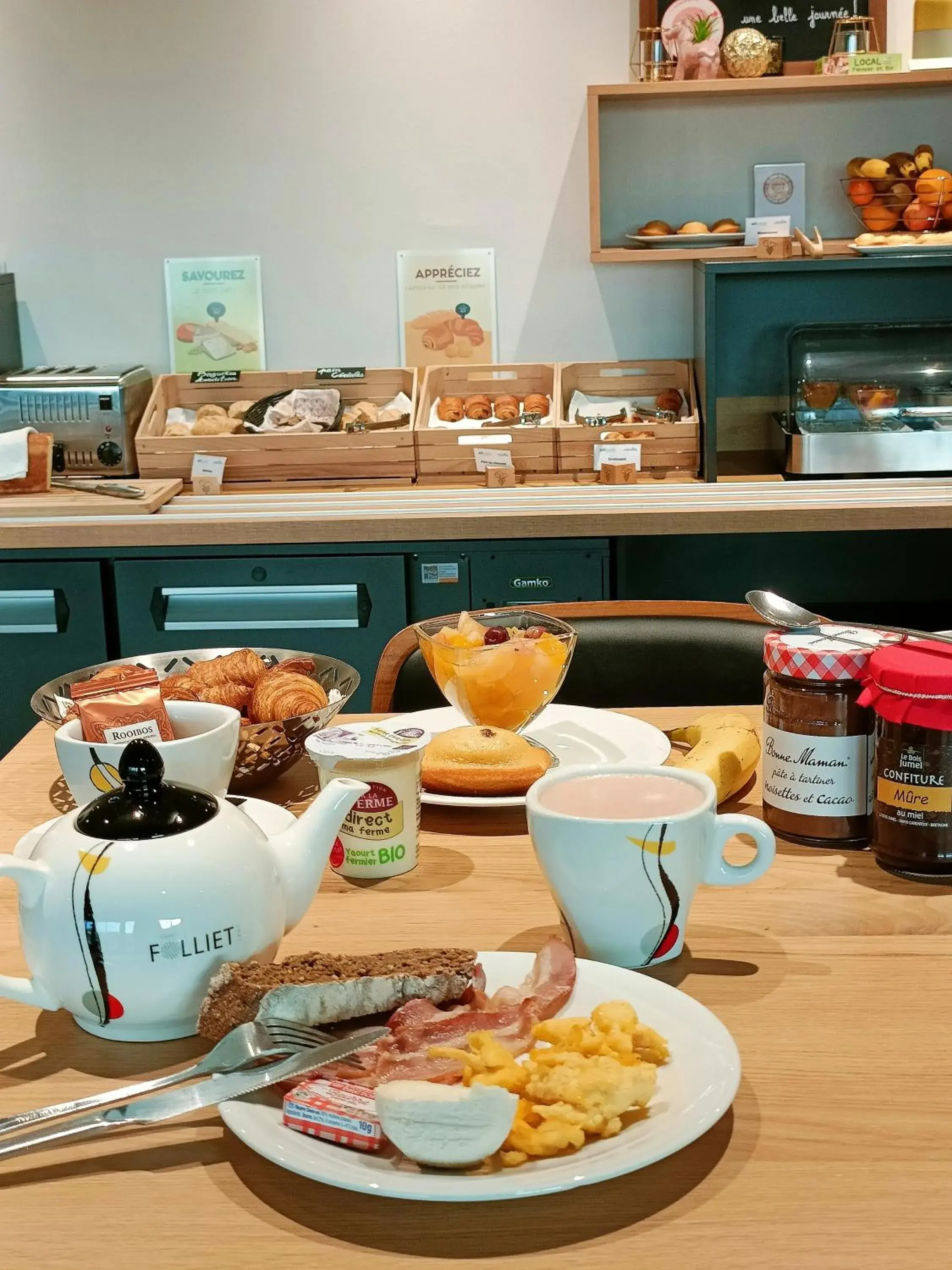 Breakfast, Food in Brit Hotel Ploermel - Hotel de l'Hippodrome