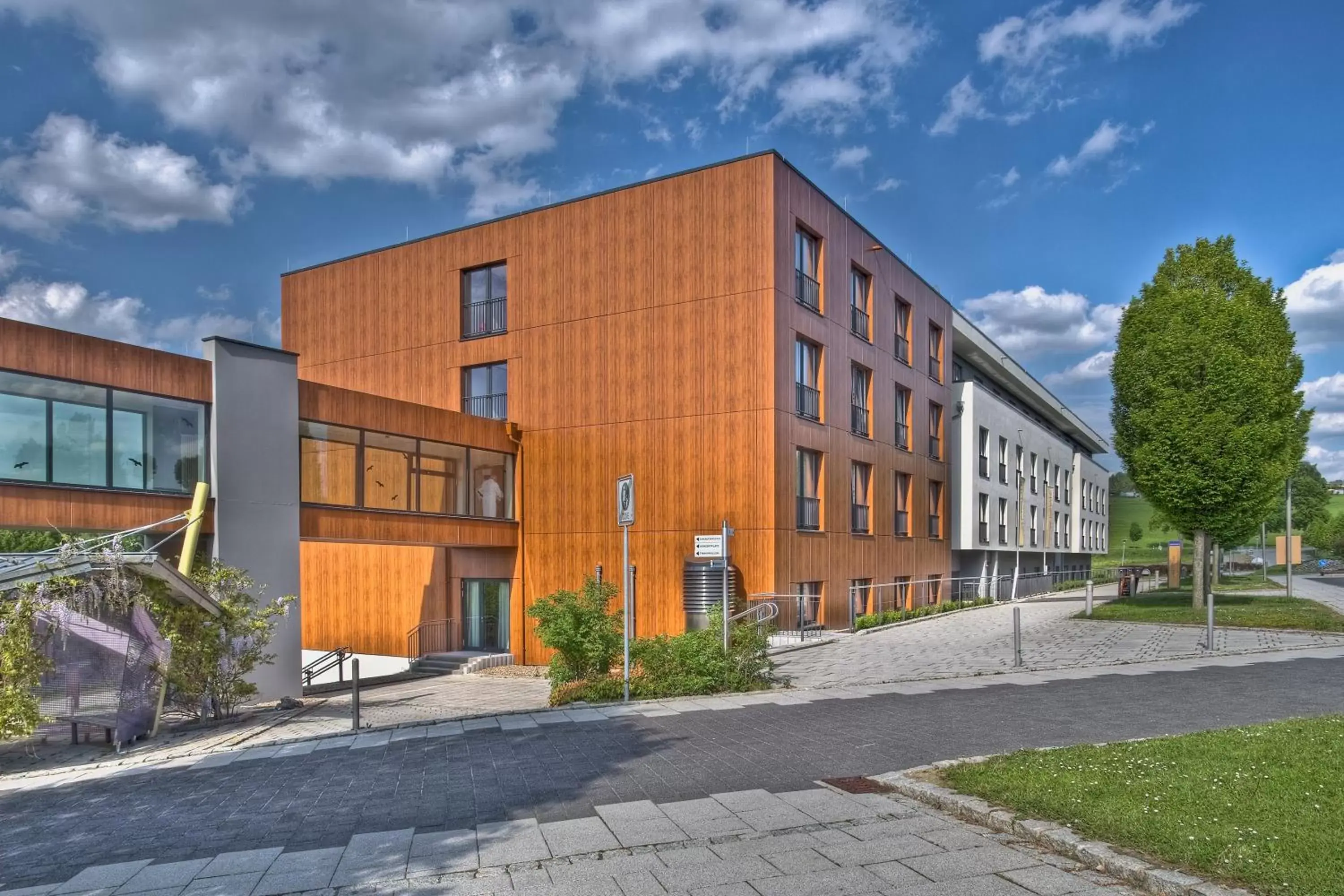 Facade/entrance, Property Building in Santé Royale Hotel- & Gesundheitsresort Warmbad Wolkenstein