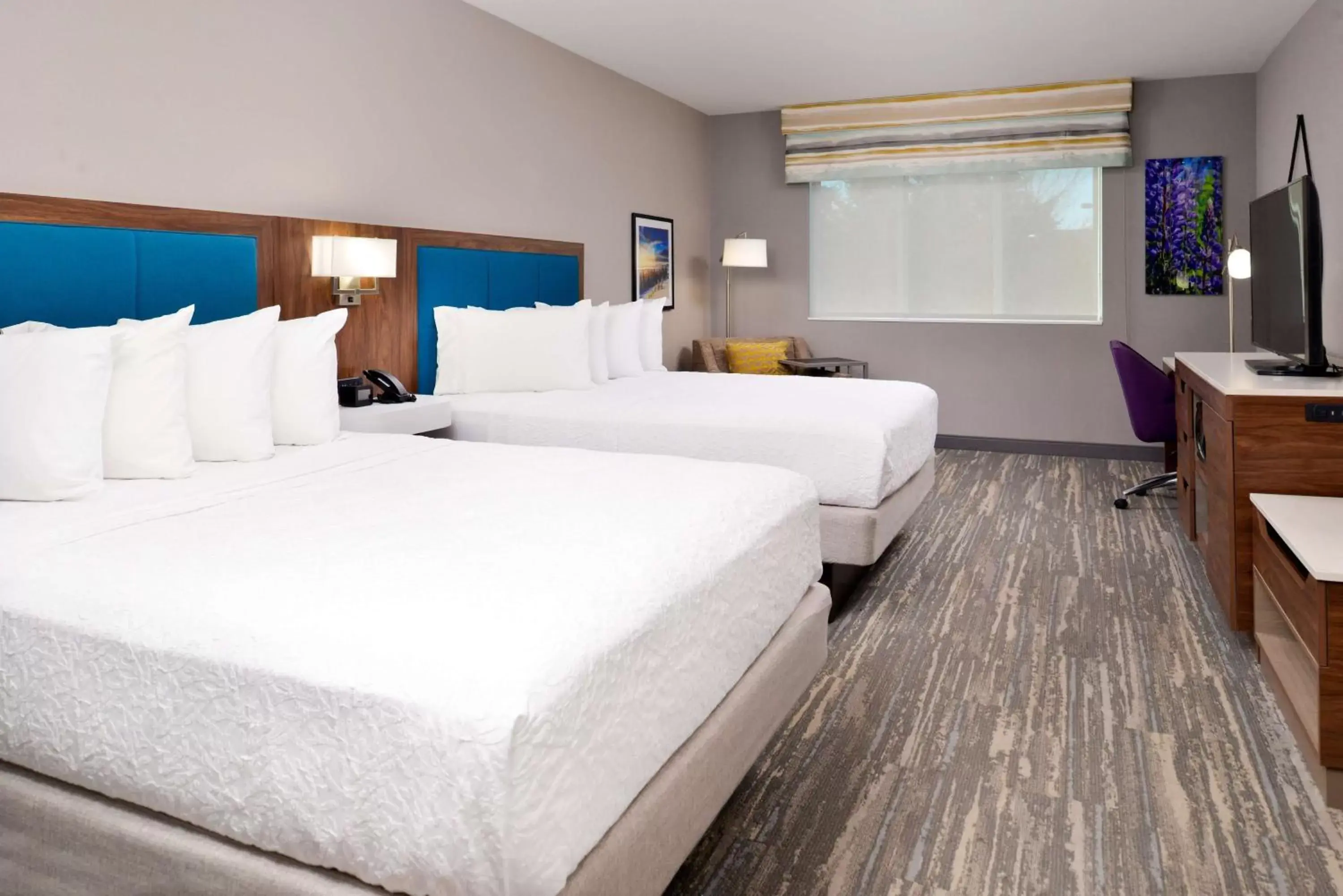 Bedroom, Bed in Hampton Inn & Suites Boise/Spectrum