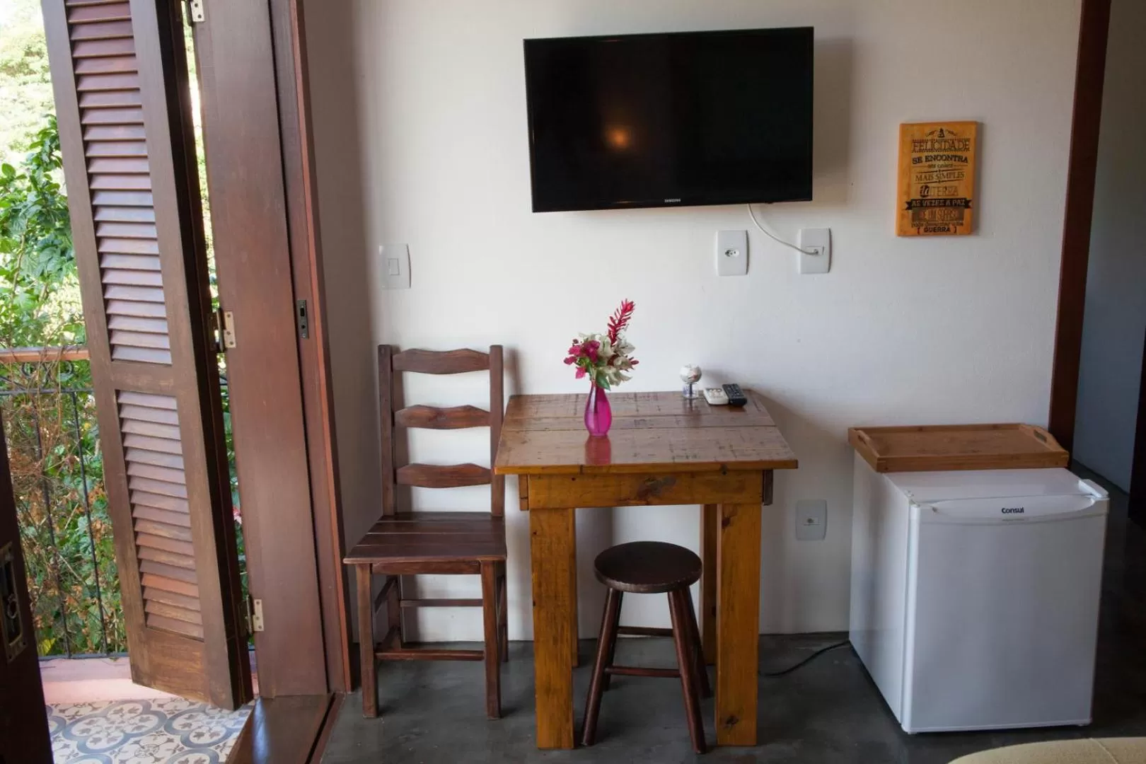 TV and multimedia in Pousada Vila Rosada