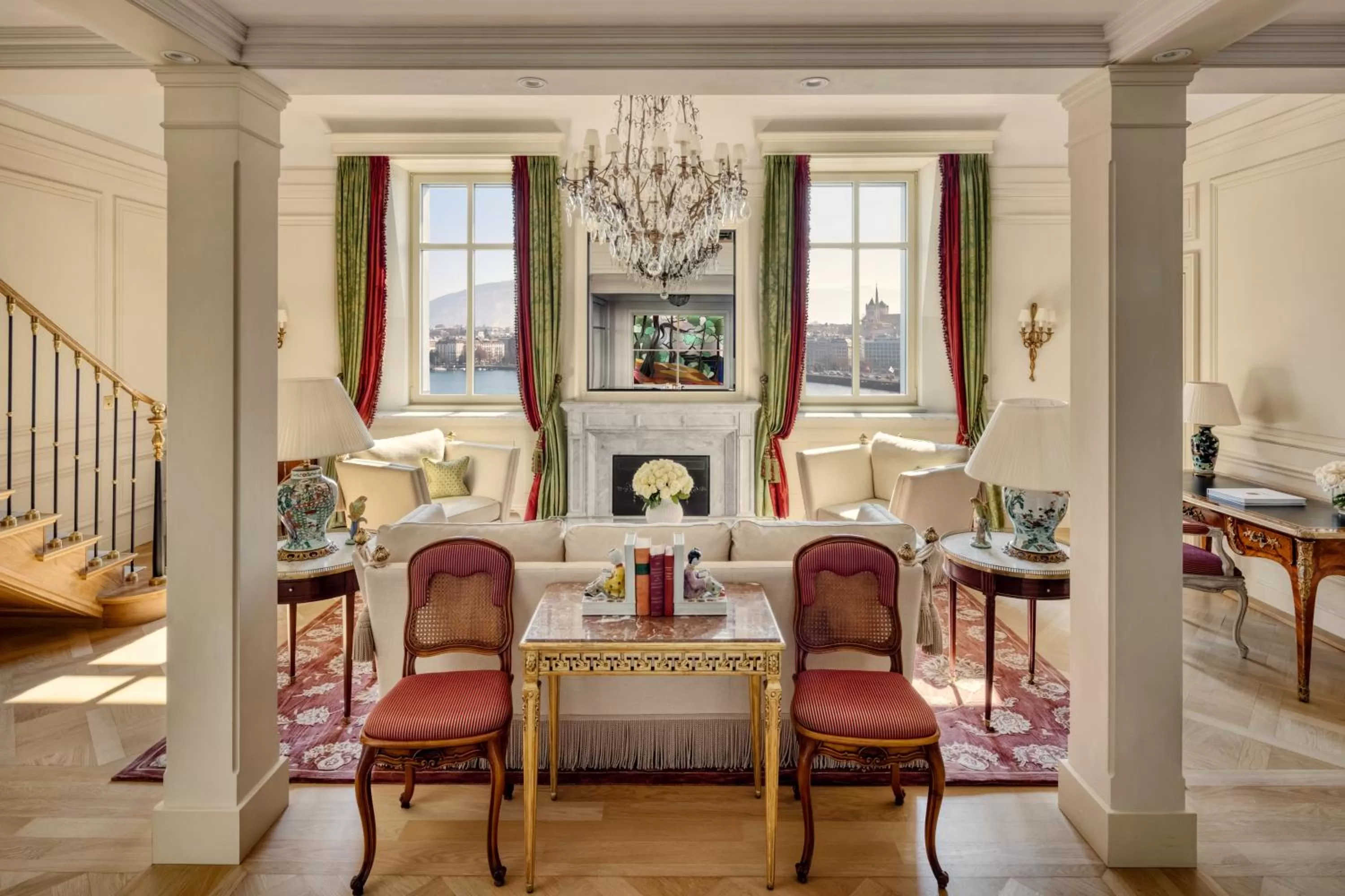 Living room in Beau-Rivage Genève