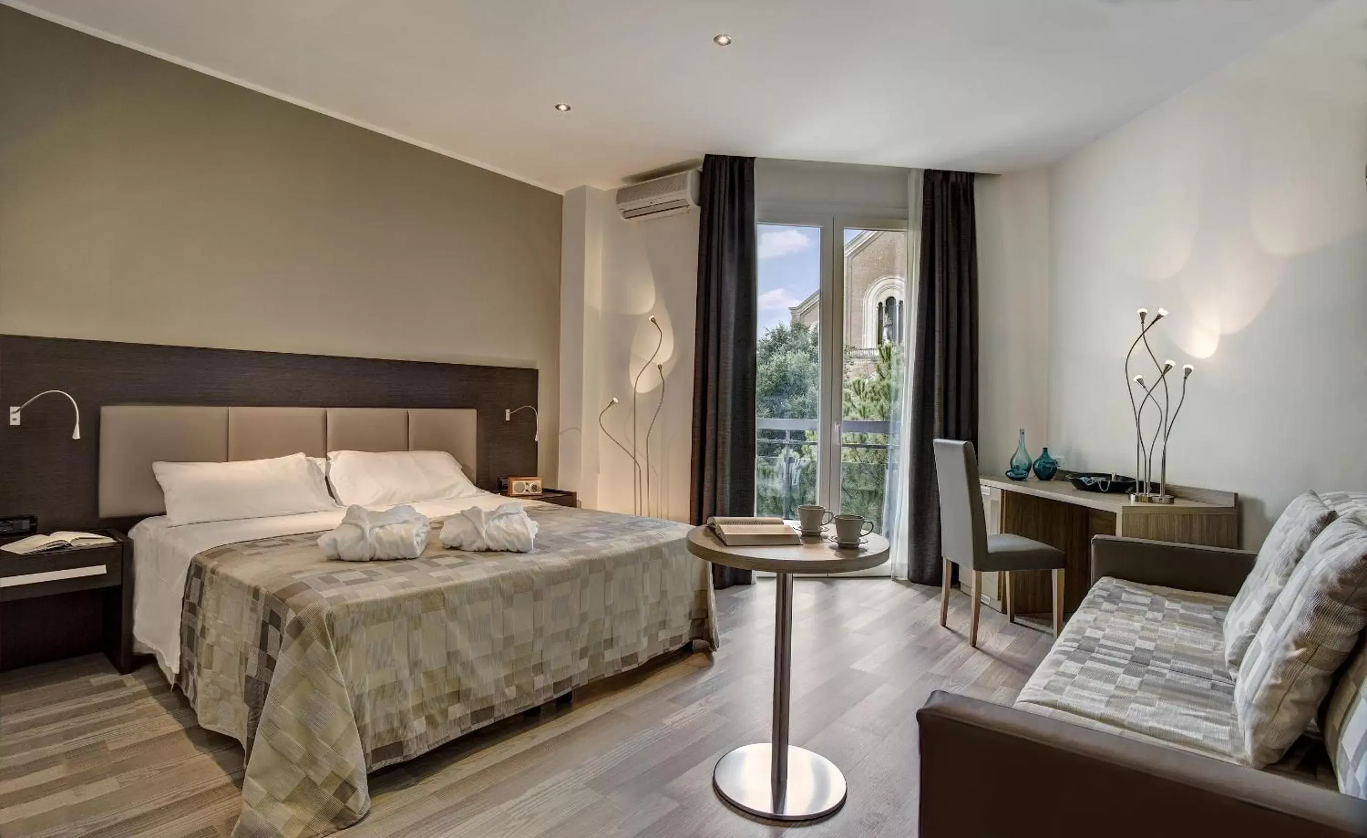 Day, Bed in Hotel Eliseo Terme Day, Bed in Hotel Eliseo Terme