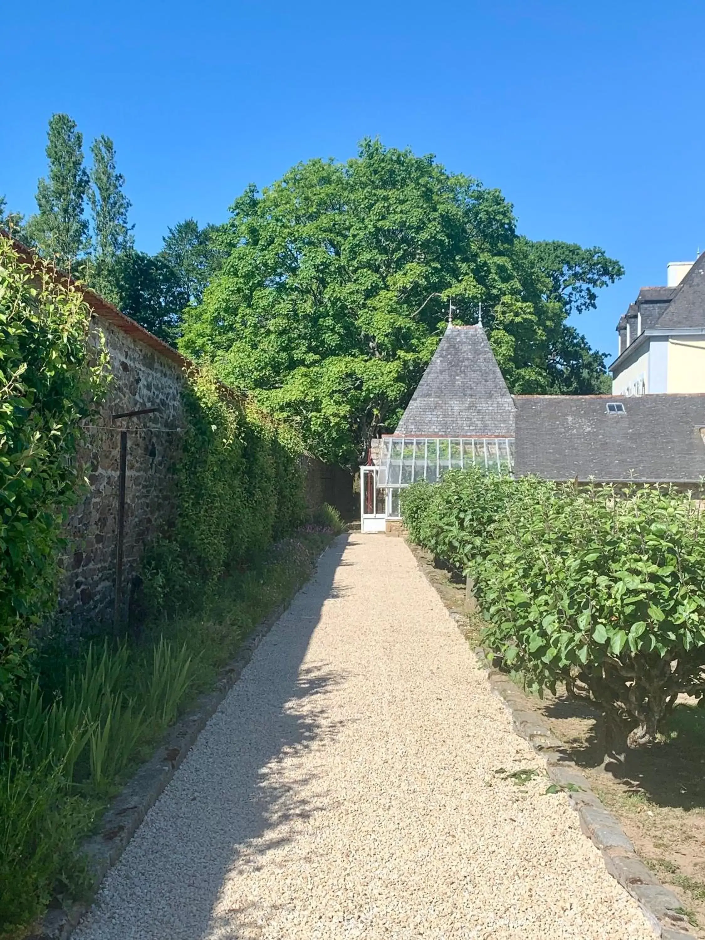 Garden in LA MEFFRAIS 1741