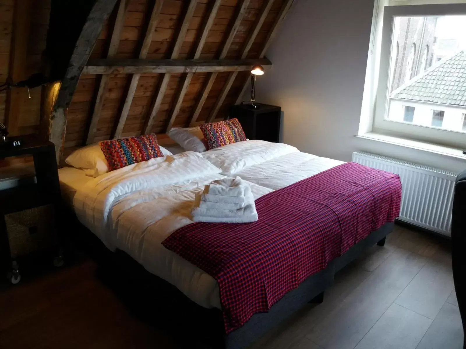 Bed in B&B Museumkwartier Schiedam