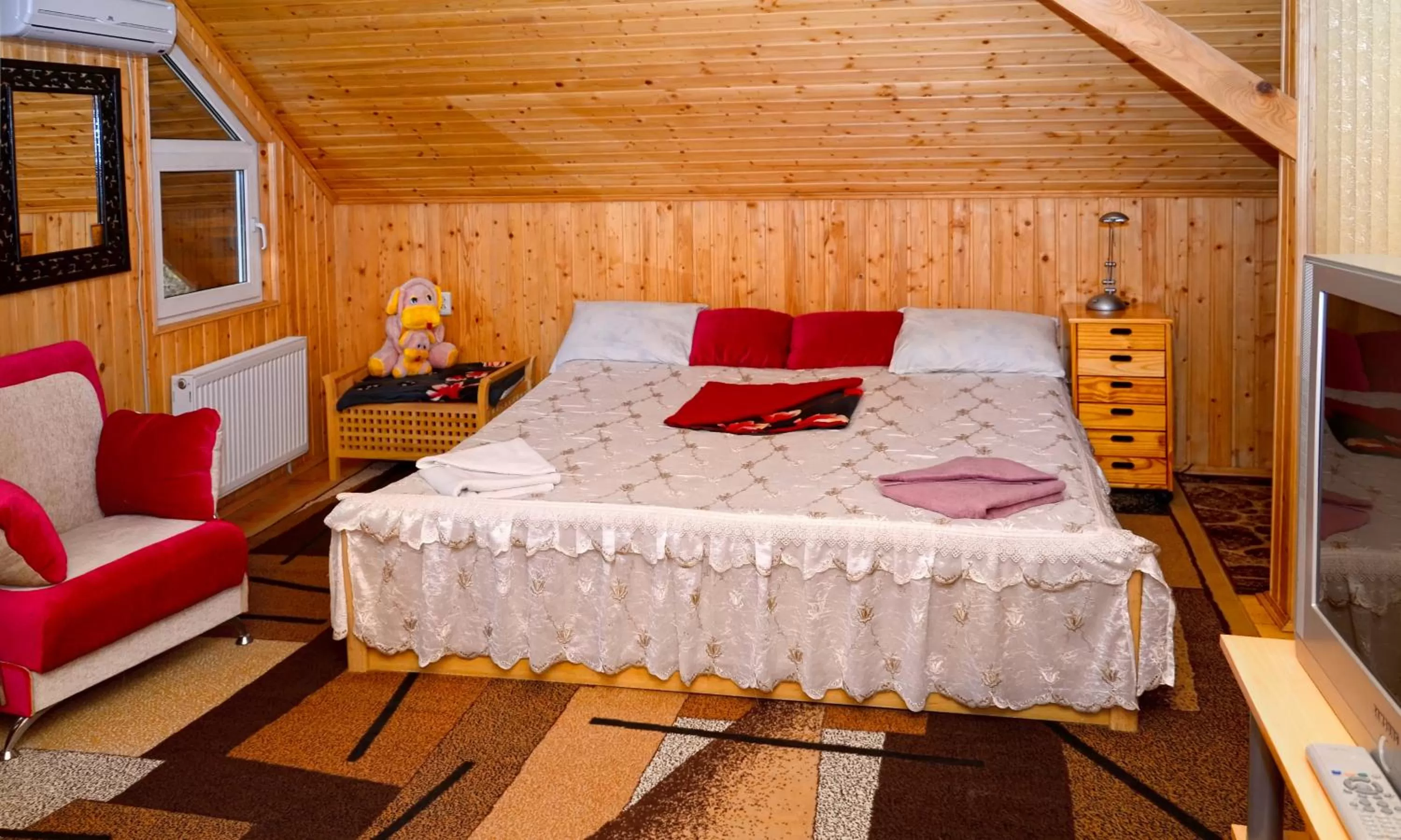 Bed in Perlyna Podillyа