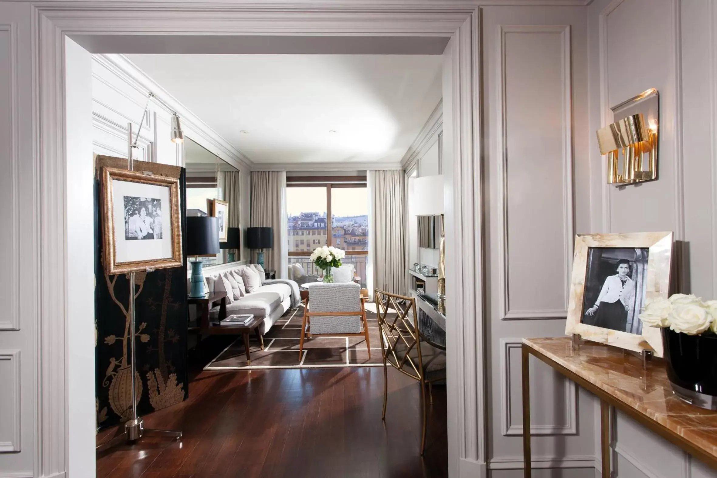 Living room in Portrait Firenze - Lungarno Collection Living room in Portrait Firenze - Lungarno Collection