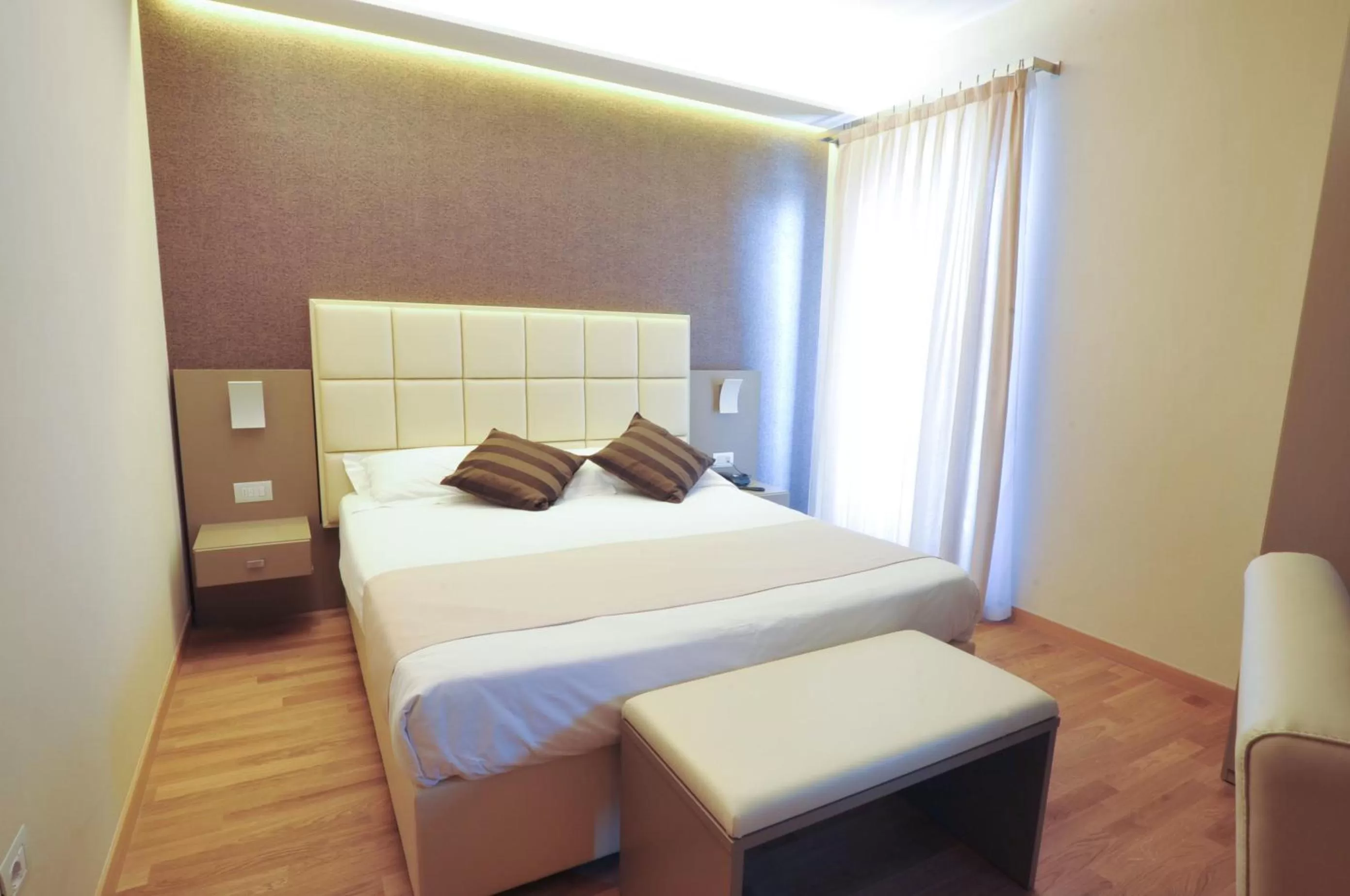 Bedroom, Bed in Hotel Dori