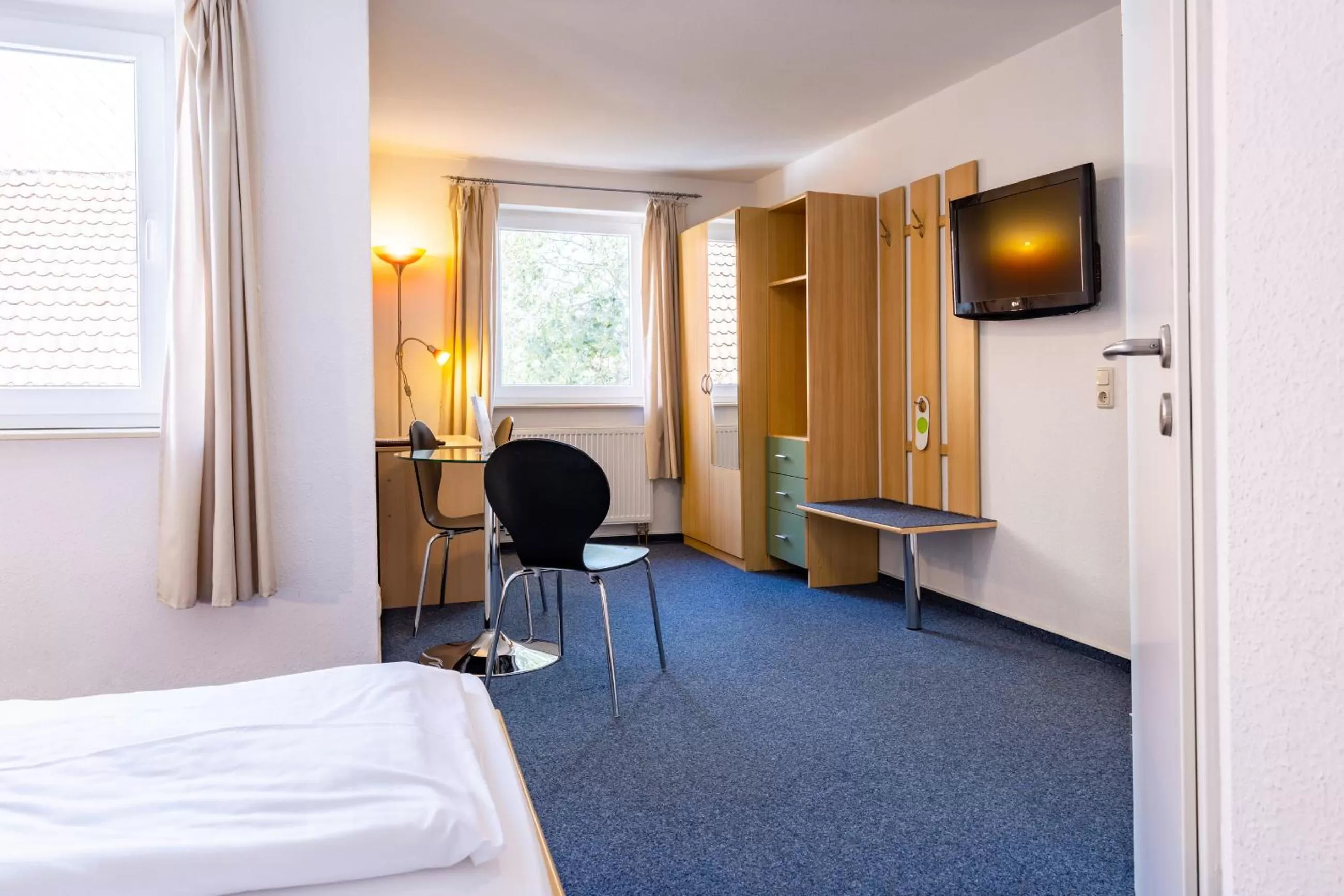 Photo of the whole room, Bed in Hotel zur Börse