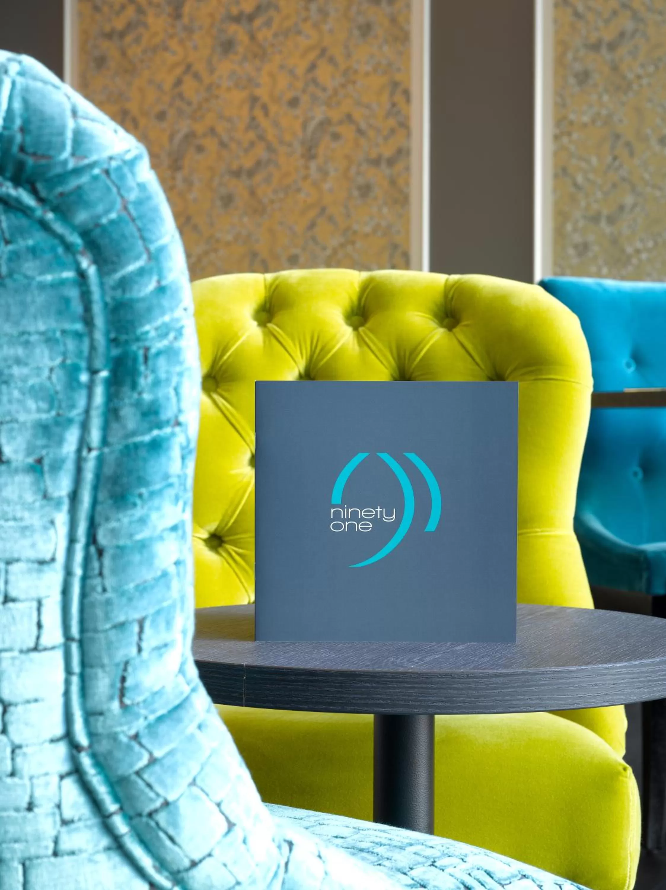 Lounge or bar in Thon Hotel Bristol Stephanie