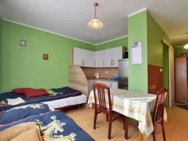 Family Room with Private Bathroom in Noclegi16 Family Room with Private Bathroom in Noclegi16