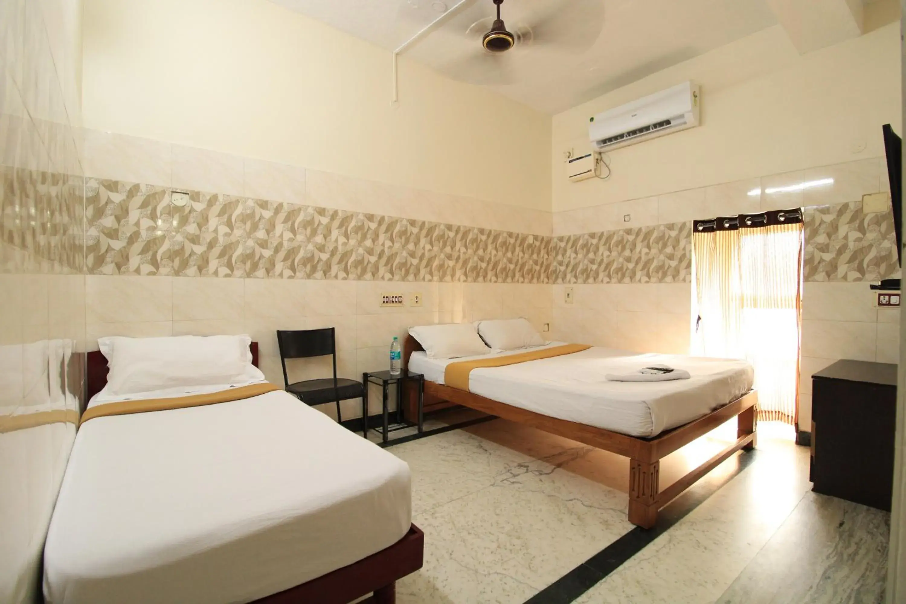 Bed in Just Guest House