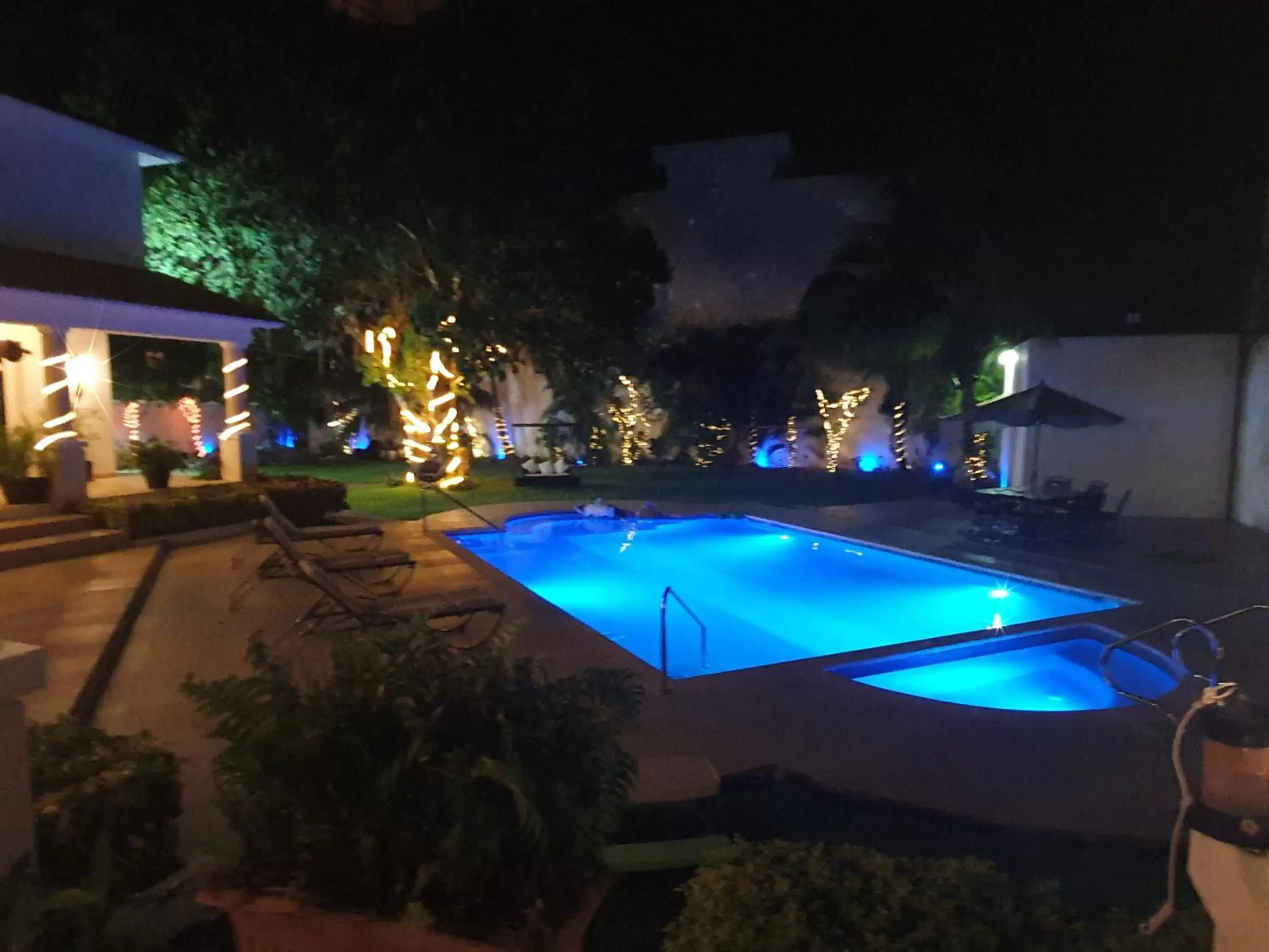 Night, Swimming Pool in Villa Segovia