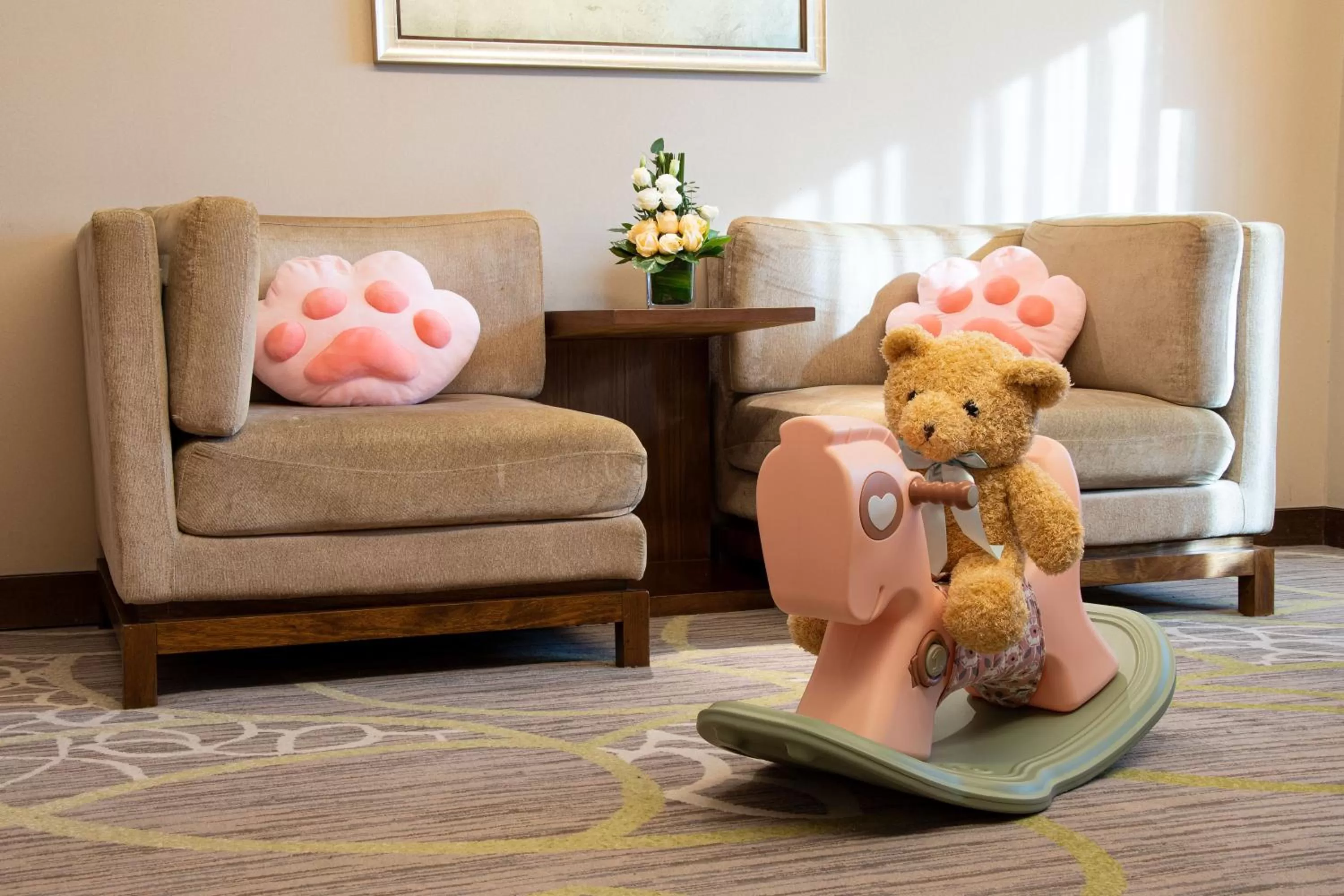 Photo of the whole room in Crowne Plaza Guangzhou City Centre by IHG