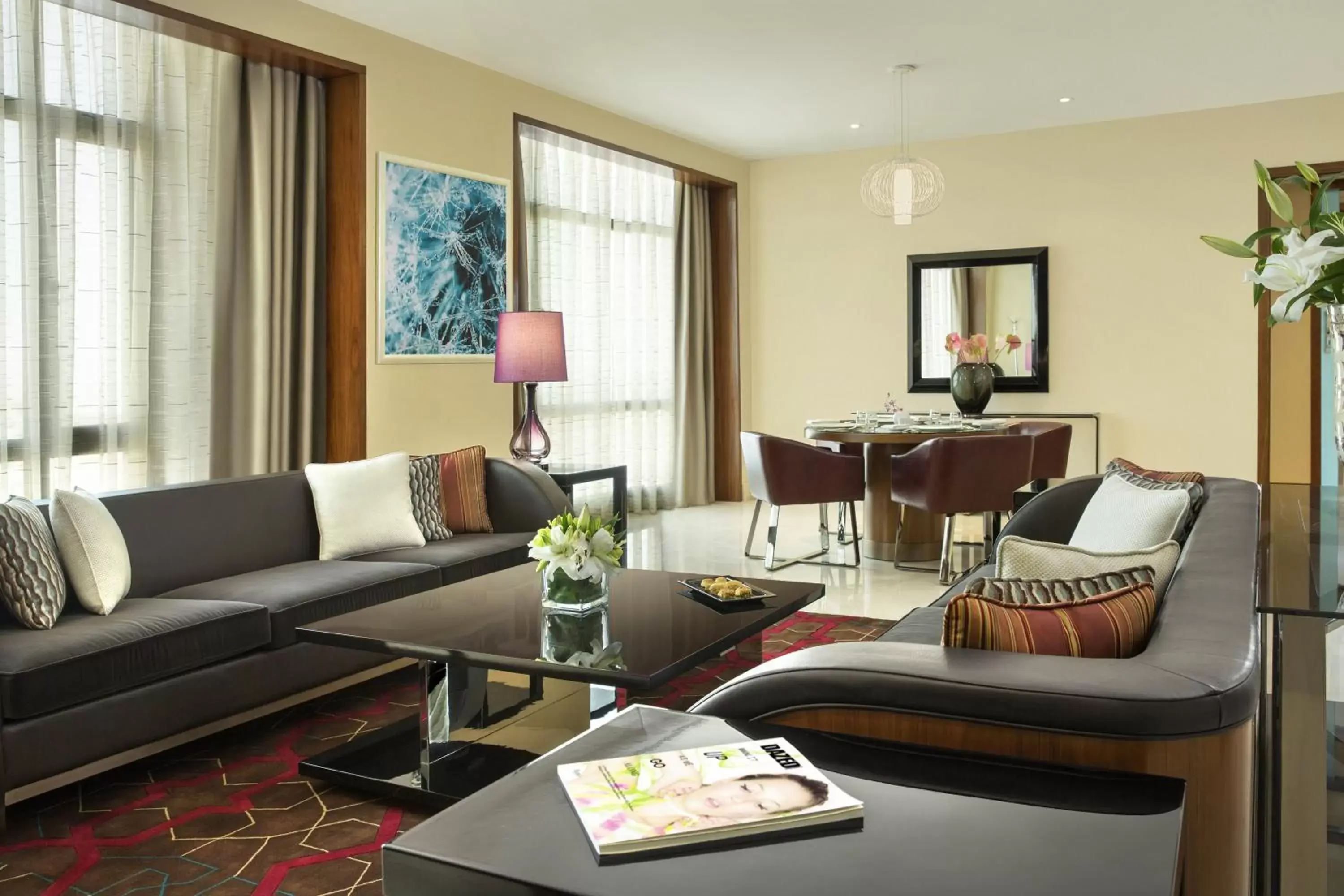 Living room, Seating Area in Rosh Rayhaan by Rotana