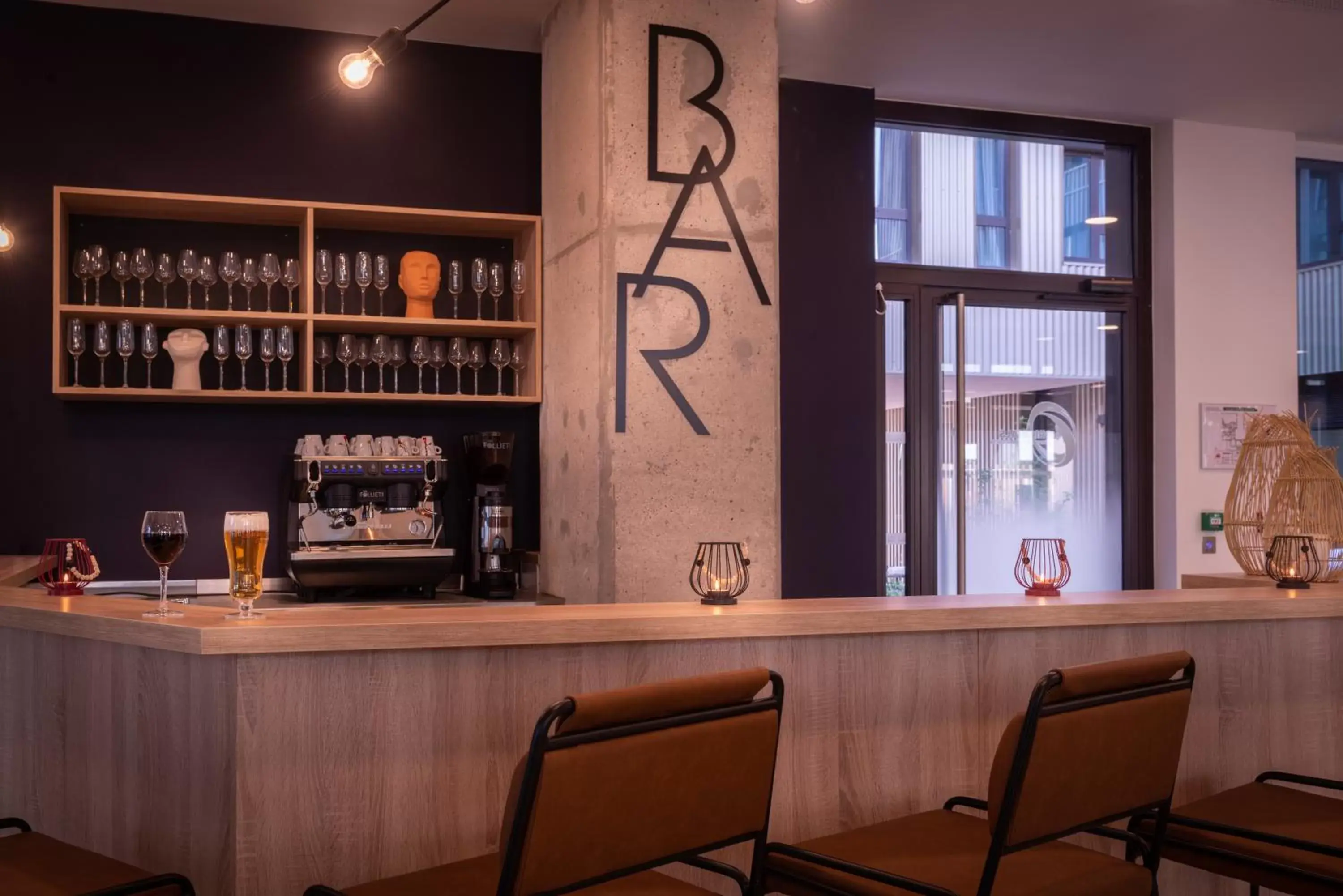 Restaurant/places to eat, Lounge/Bar in The Originals Résidence Le Monde Paris Ivry Confluence