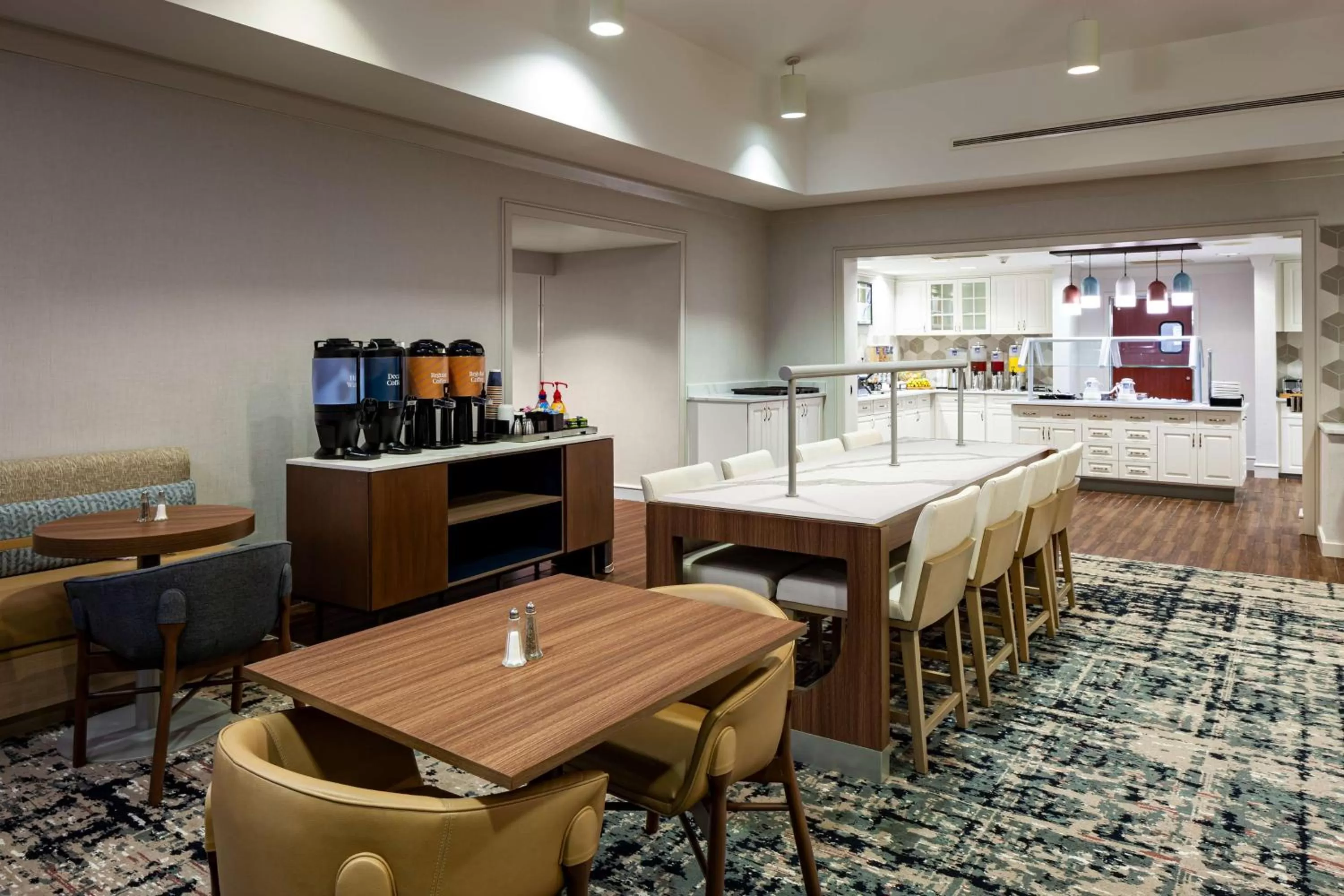 Breakfast in Homewood Suites by Hilton Jacksonville-South/St. Johns Ctr.