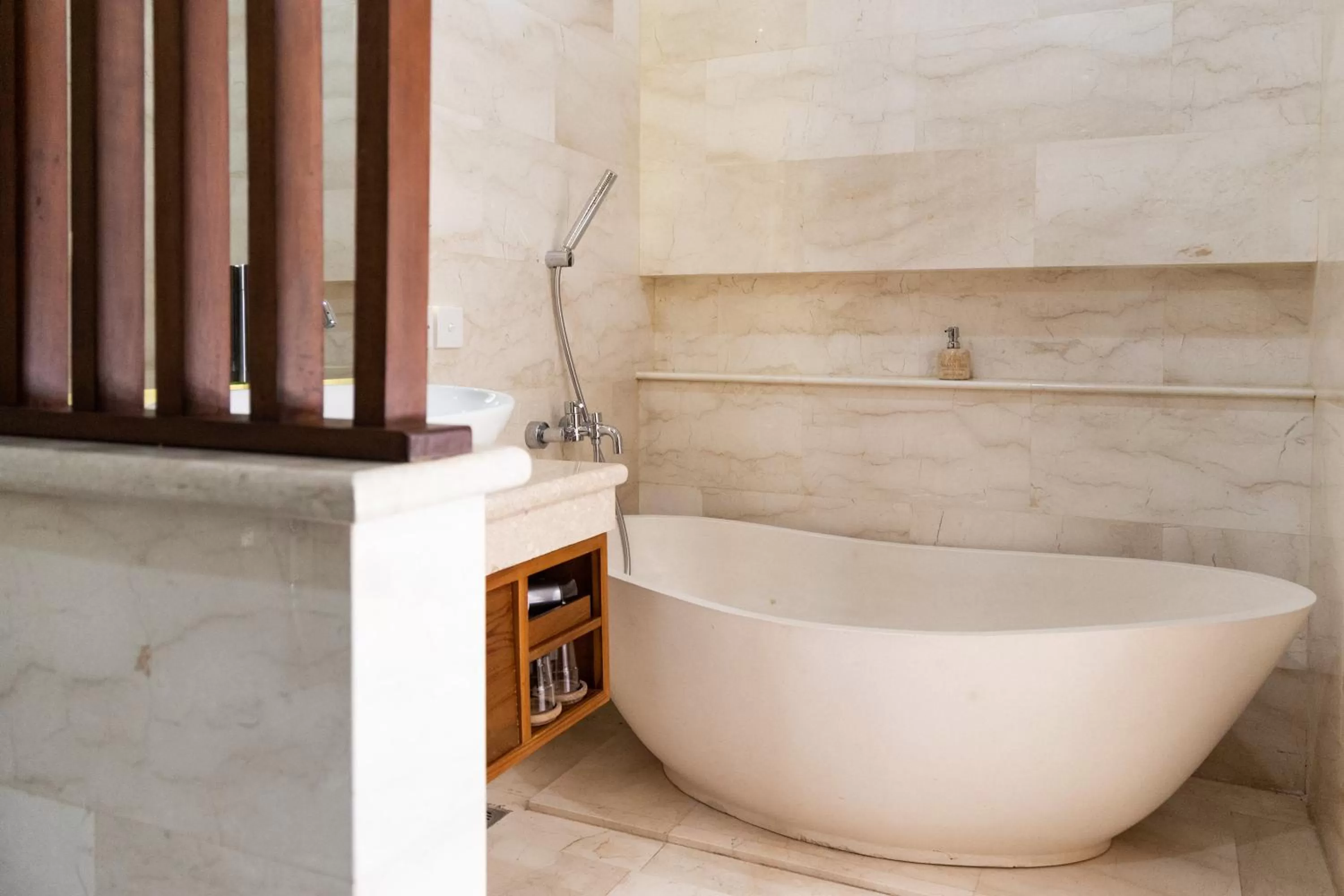 Bathroom in Tamantara