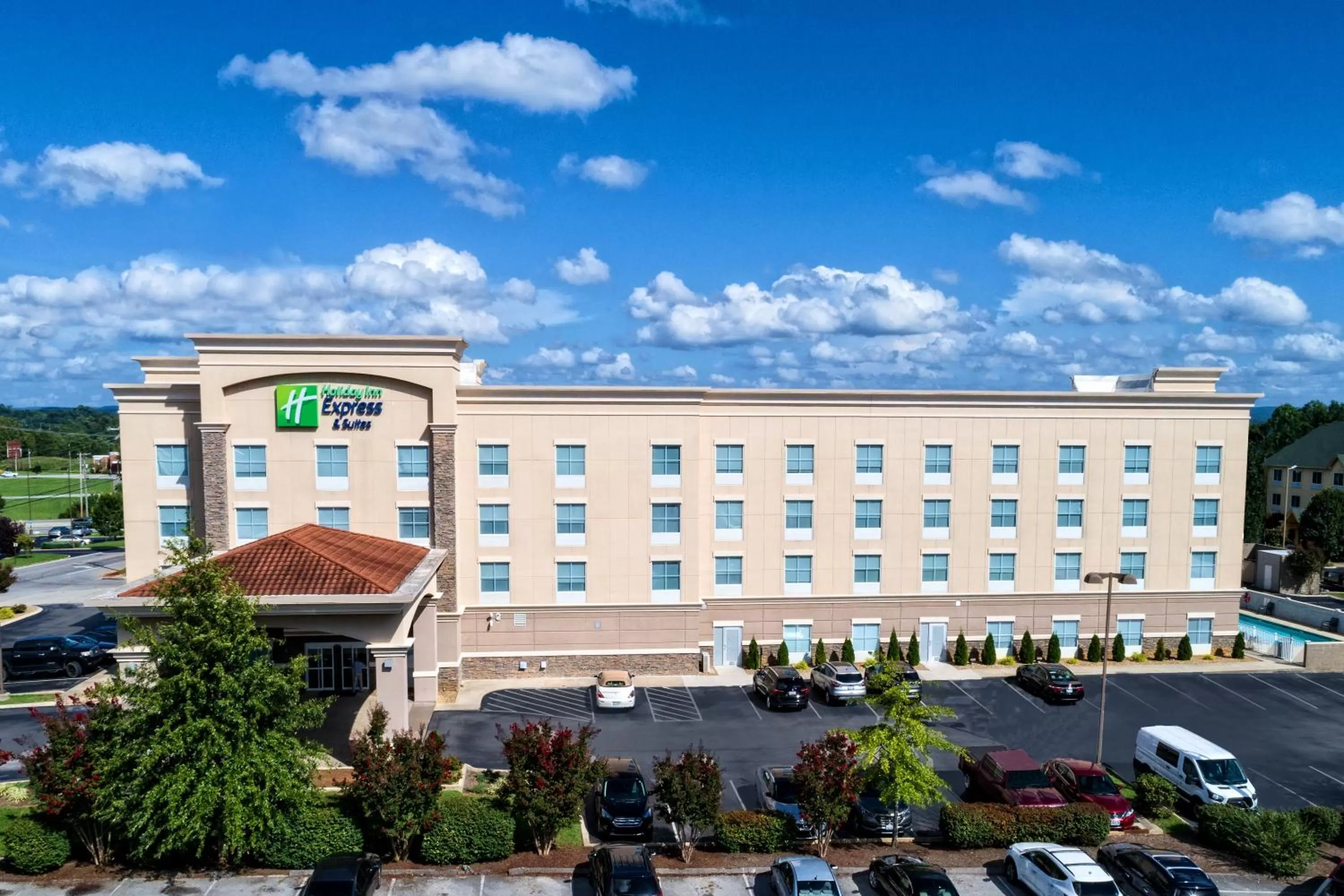 Holiday Inn Express & Suites Cookeville by IHG