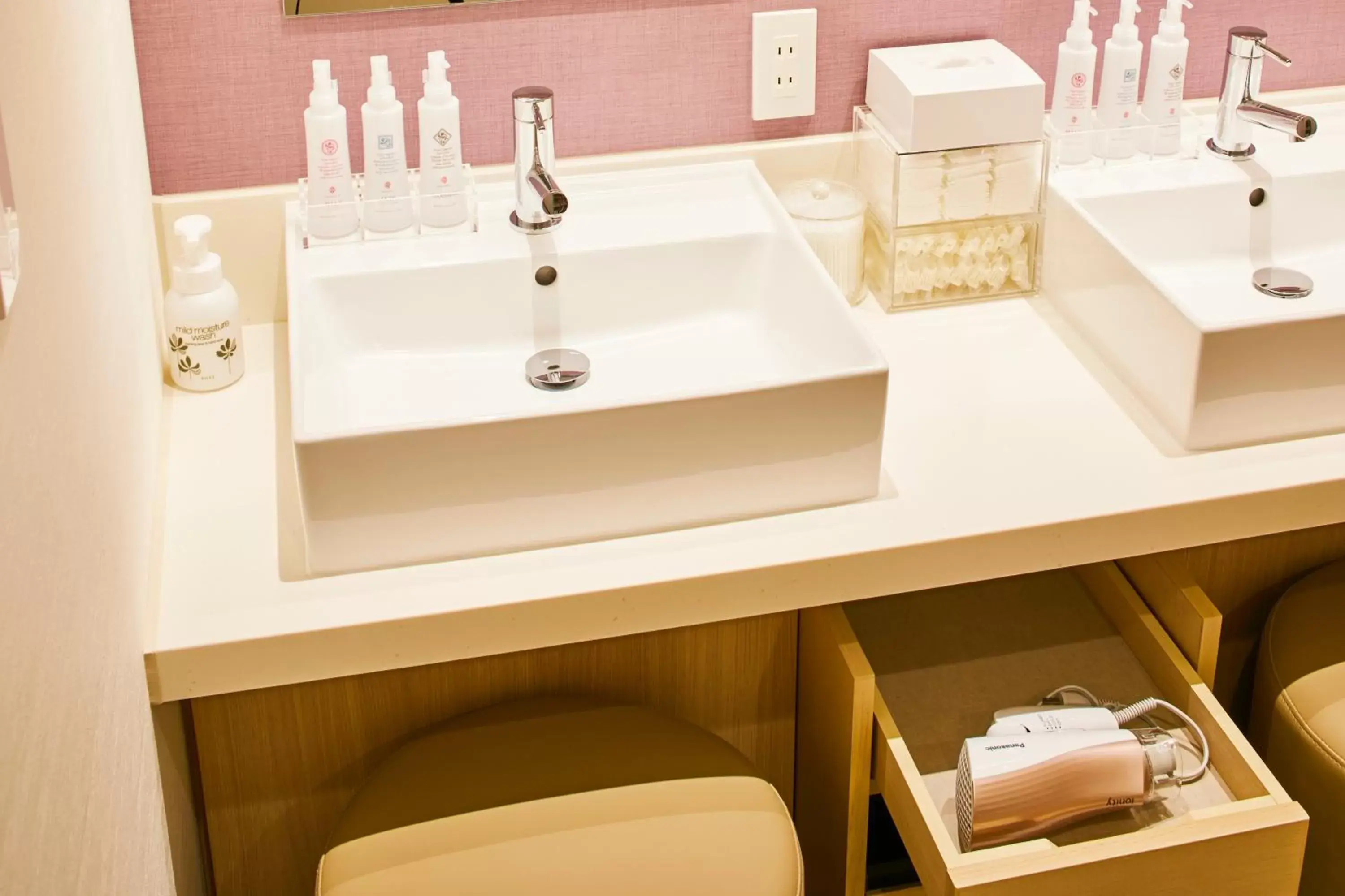Public Bath, Bathroom in Hotel Intergate Kanazawa