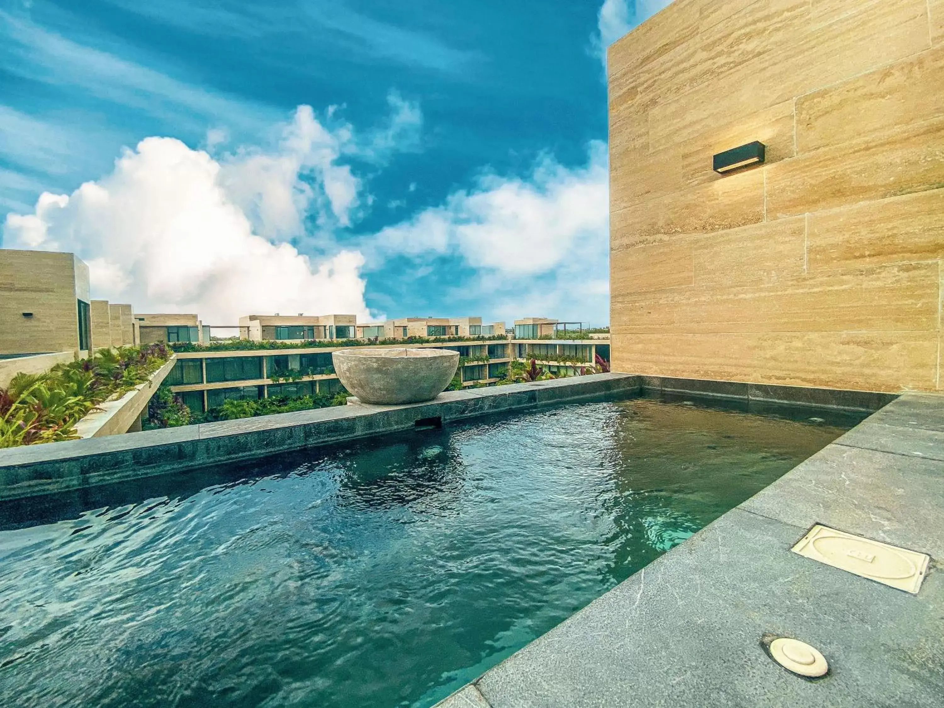 Swimming Pool in MISTIQ Tulum Luxury Apartments