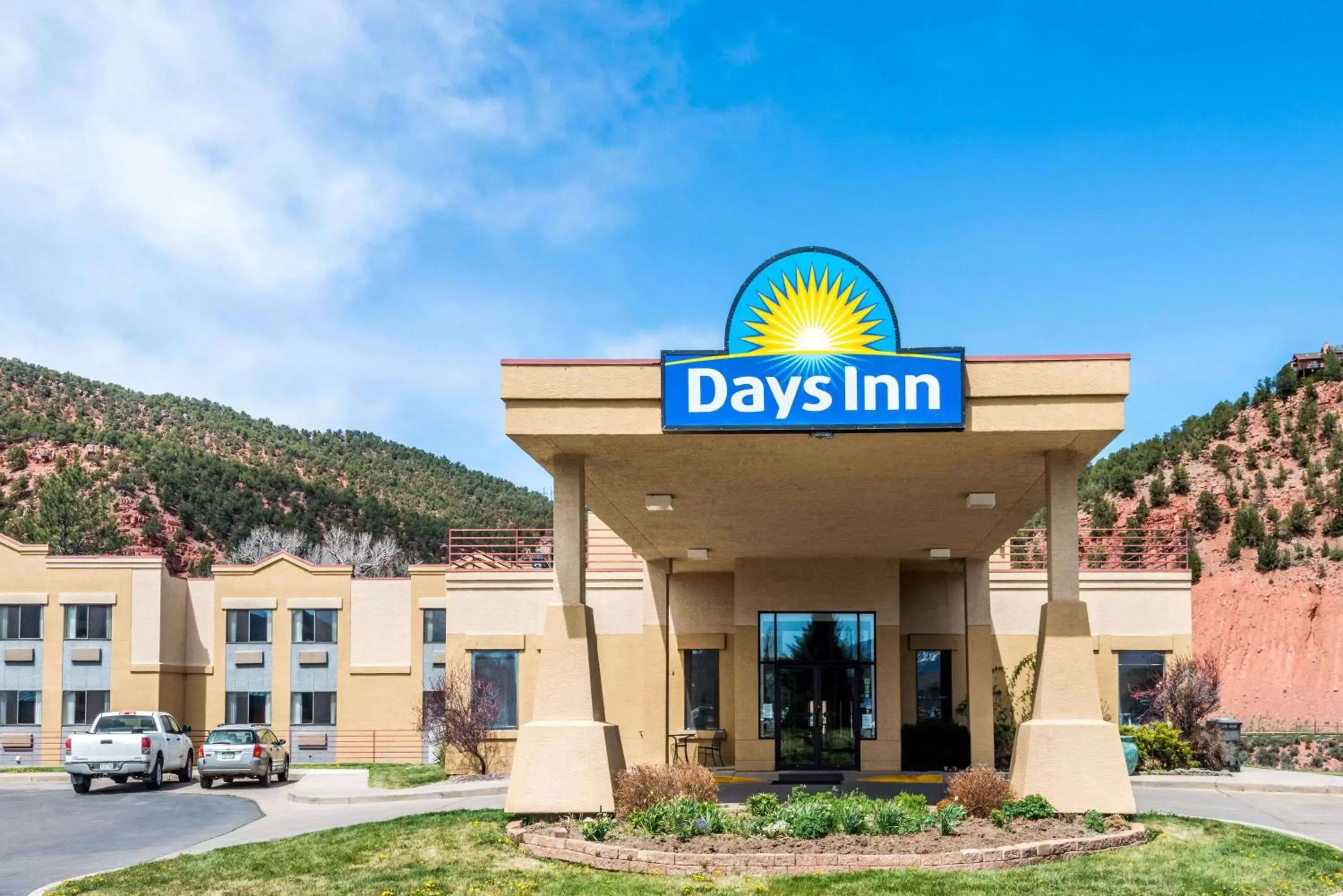 Property Building in Days Inn by Wyndham Carbondale