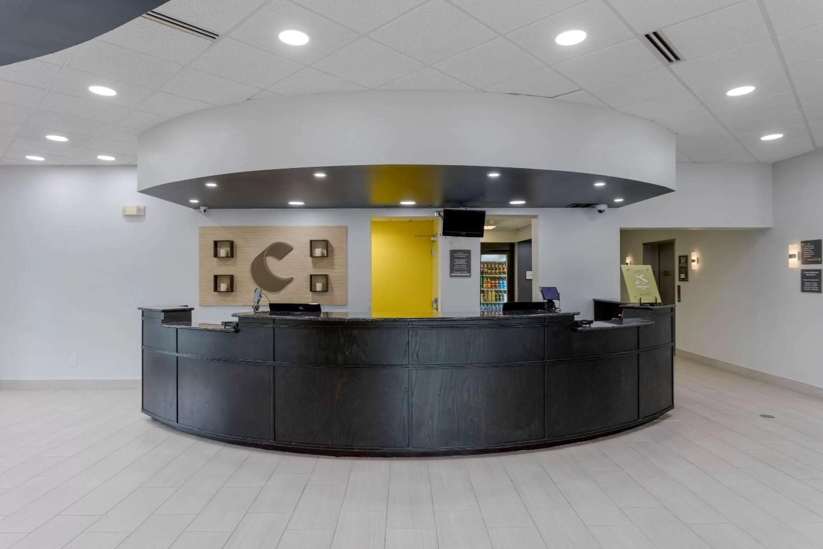Lobby or reception in Comfort Suites Mt Juliet-Nashville Area