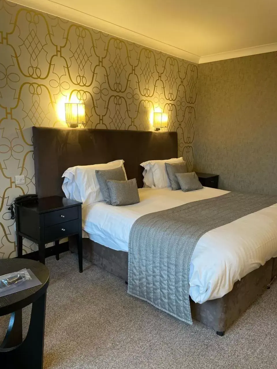 Bedroom, Bed in The Lincoln Hotel Bedroom, Bed in The Lincoln Hotel