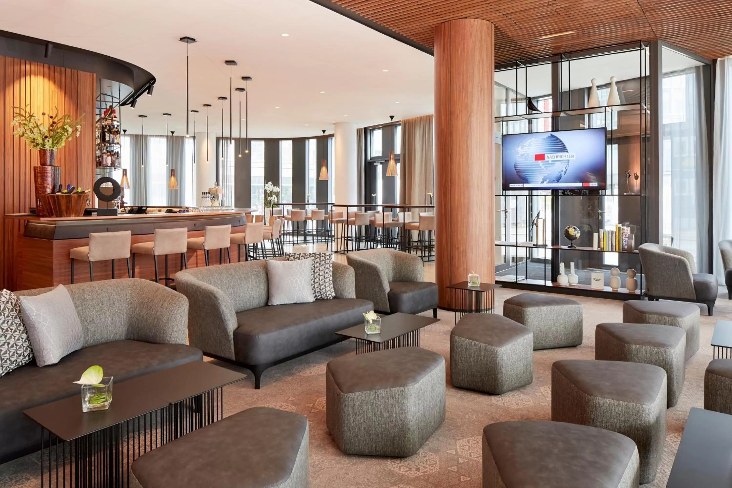 Lobby or reception in HYPERION Hotel München