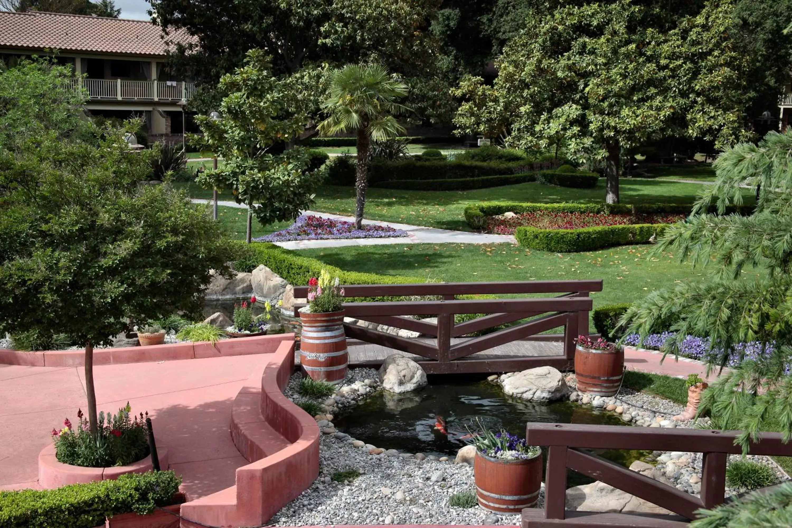 Patio in Paso Robles Inn