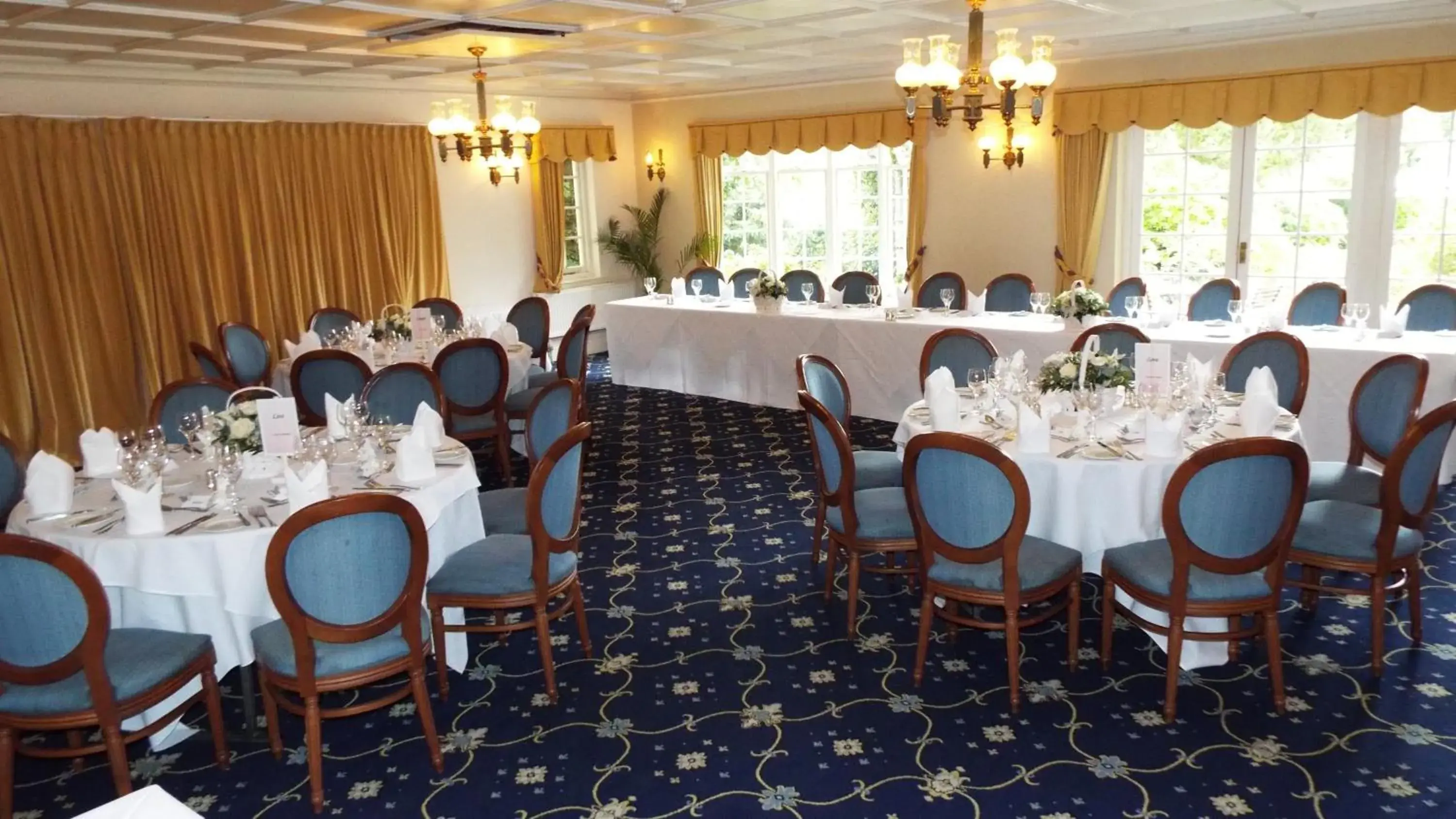 Restaurant/Places to Eat in Passford House Hotel