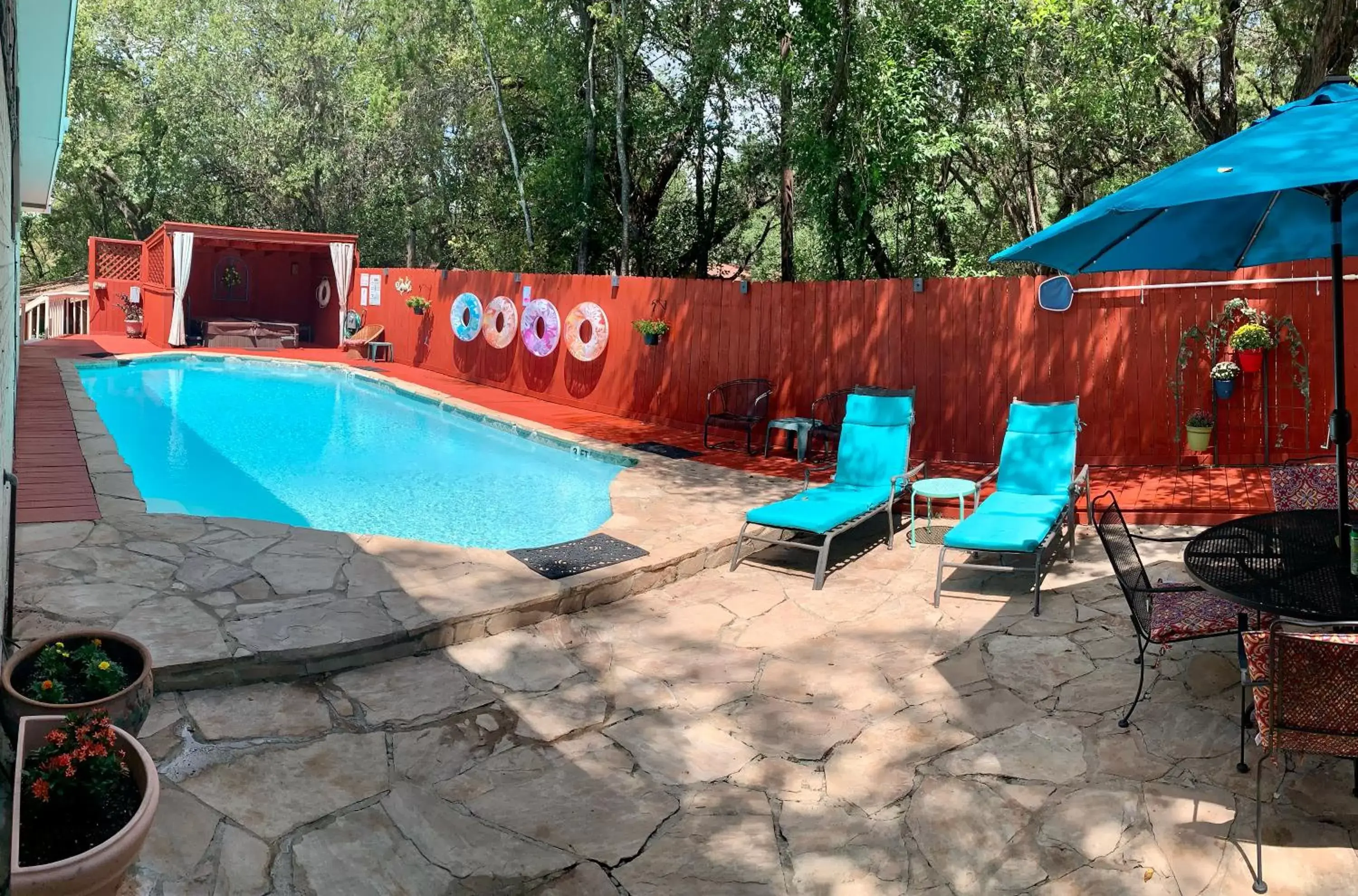 Pool view, Swimming Pool in Lamb's Rest Inn