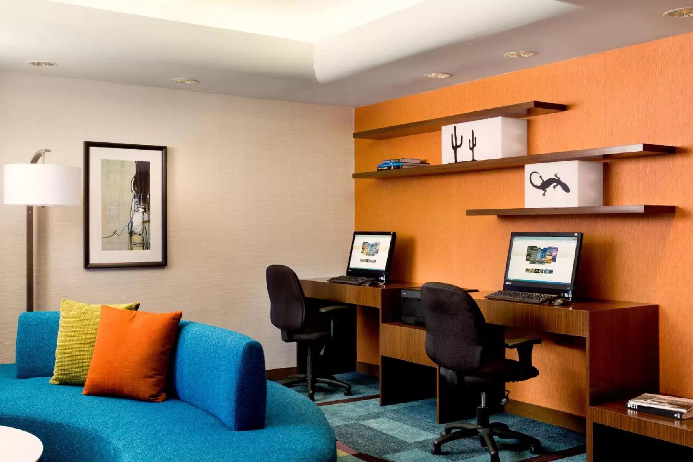 Business facilities in Country Inn & Suites by Radisson, Phoenix Airport, AZ