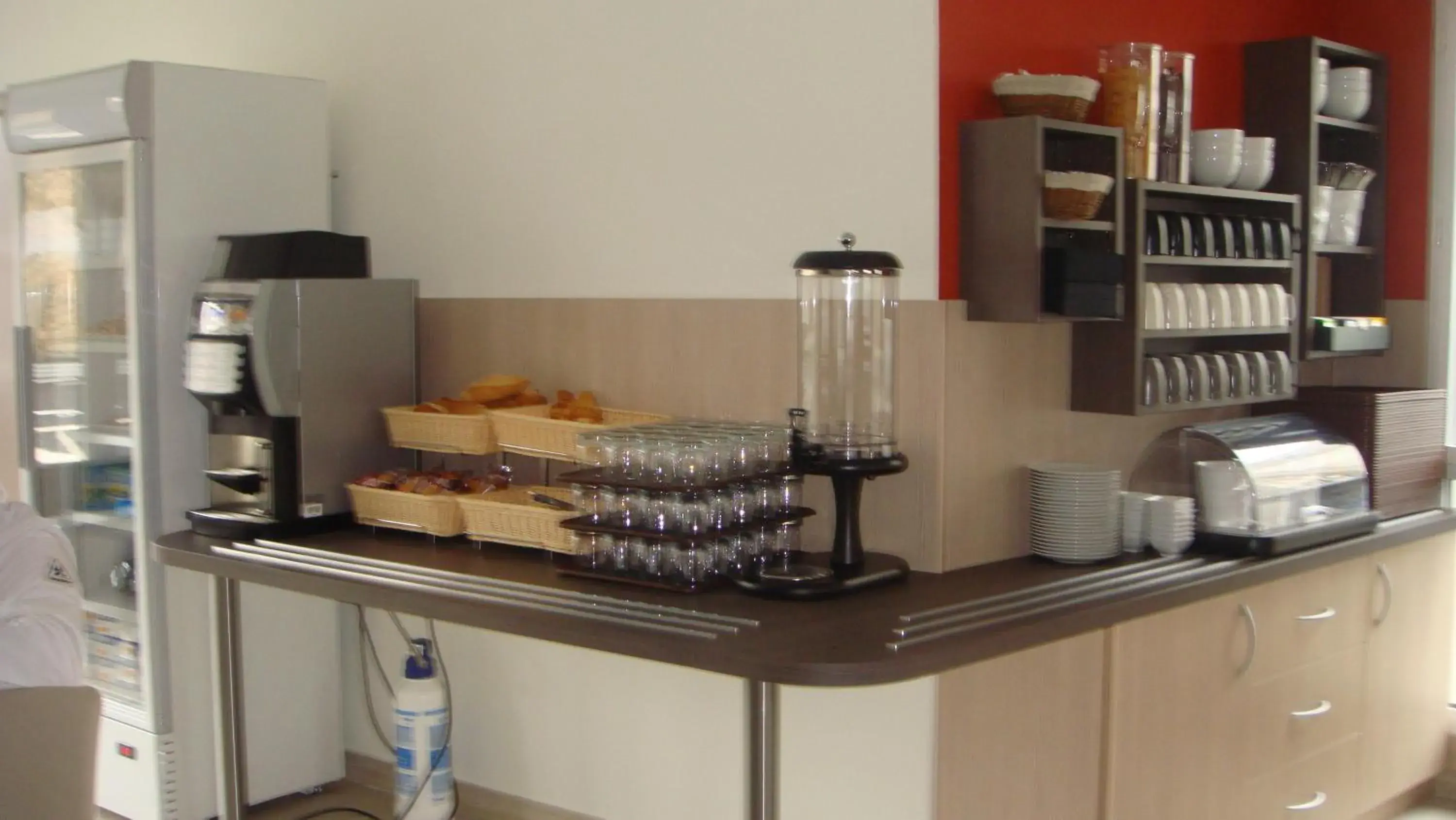 Restaurant/places to eat in The Originals Access, Hôtel Cholet Gare Restaurant/places to eat in The Originals Access, Hôtel Cholet Gare