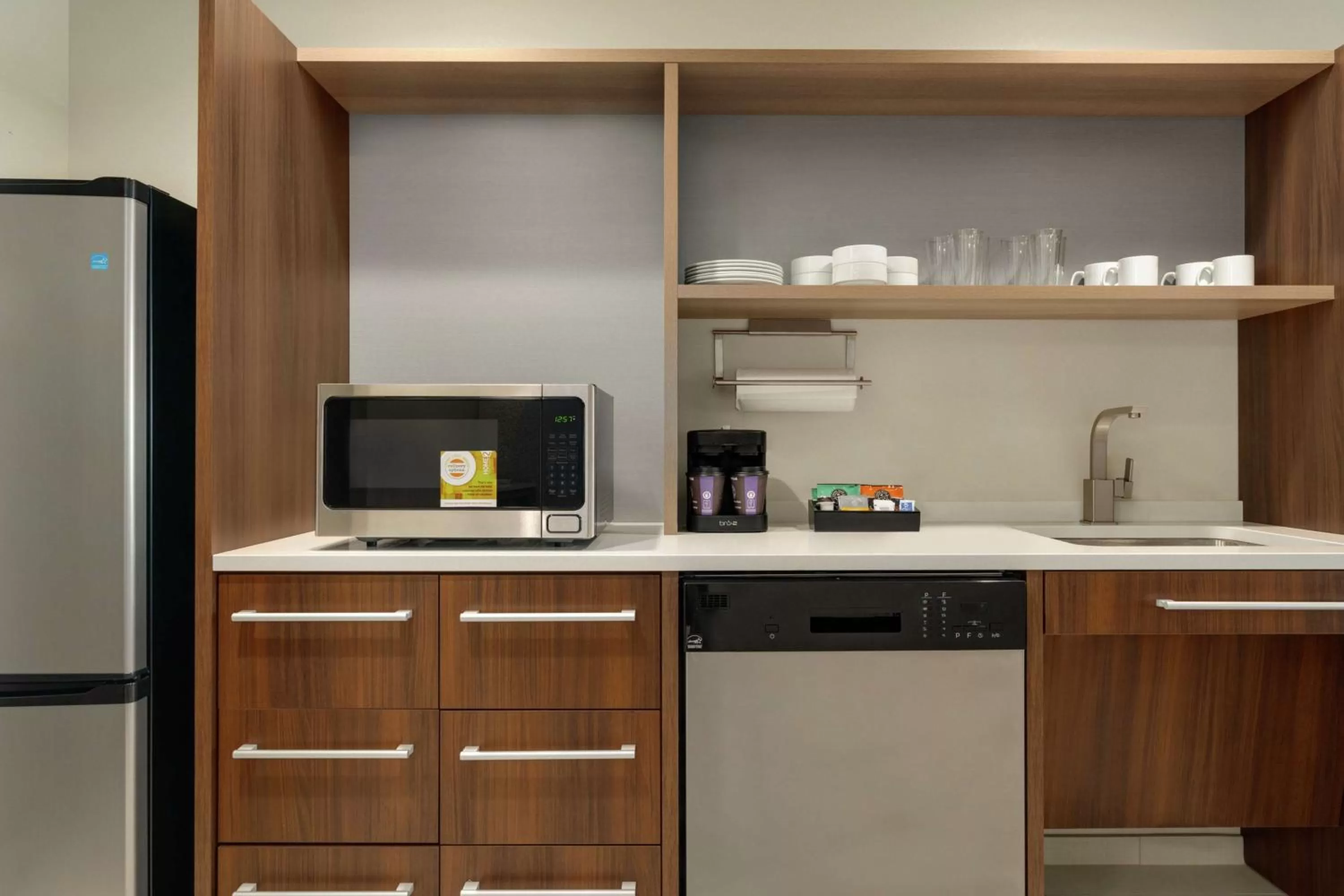 Kitchen or kitchenette in Home2 Suites By Hilton Ephrata