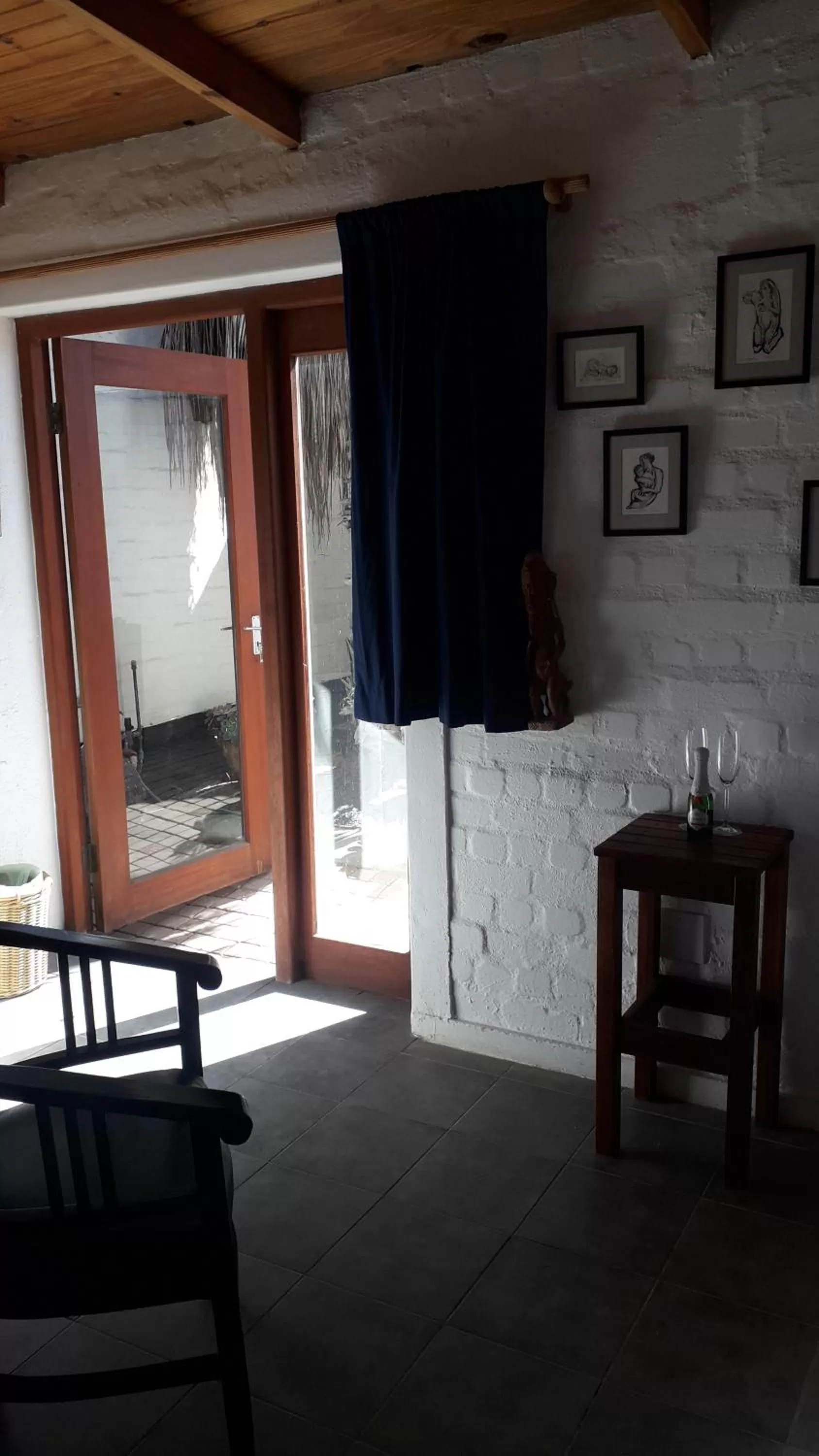 Alternative Space B & B