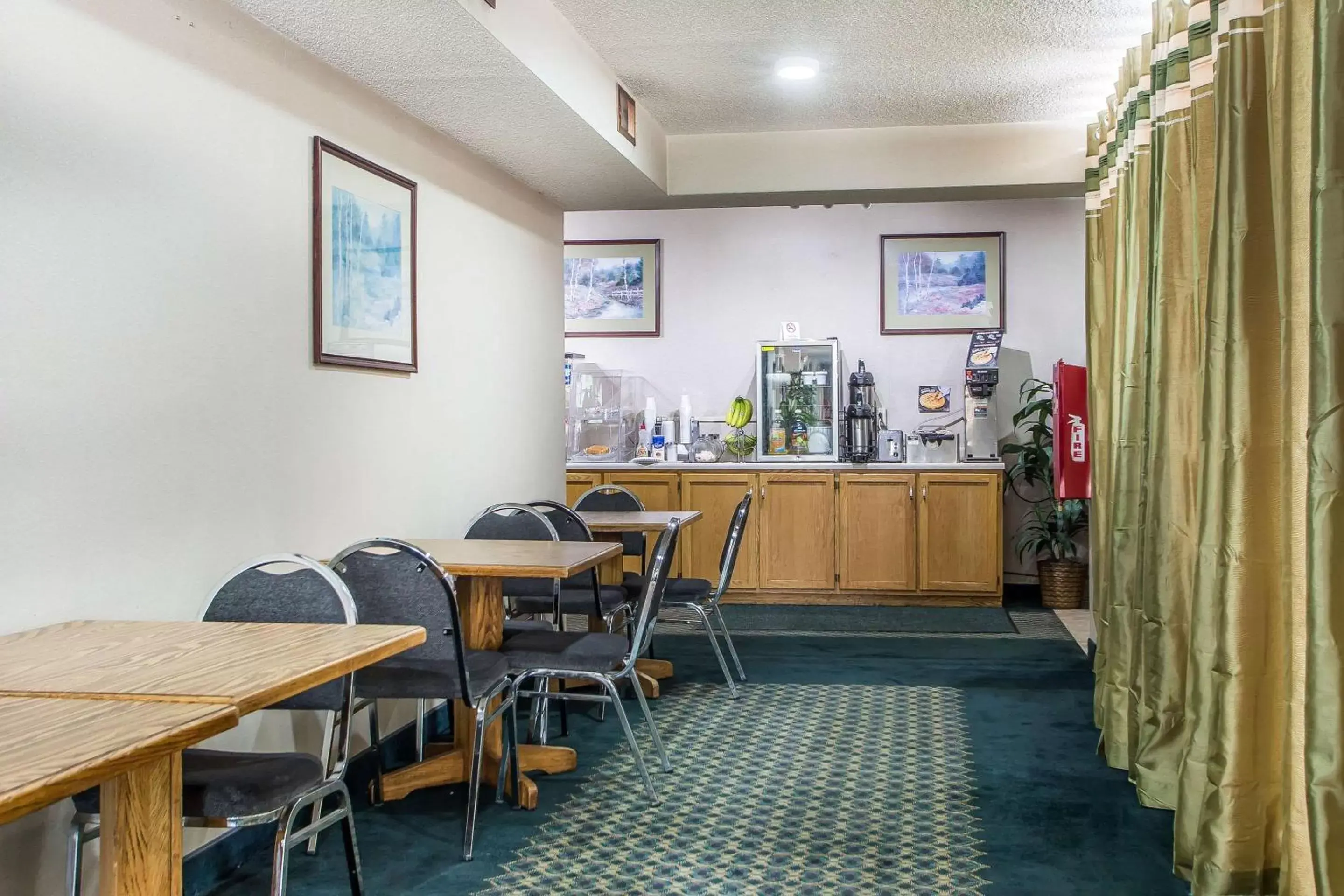 Restaurant/places to eat in Rodeway Inn Restaurant/places to eat in Rodeway Inn