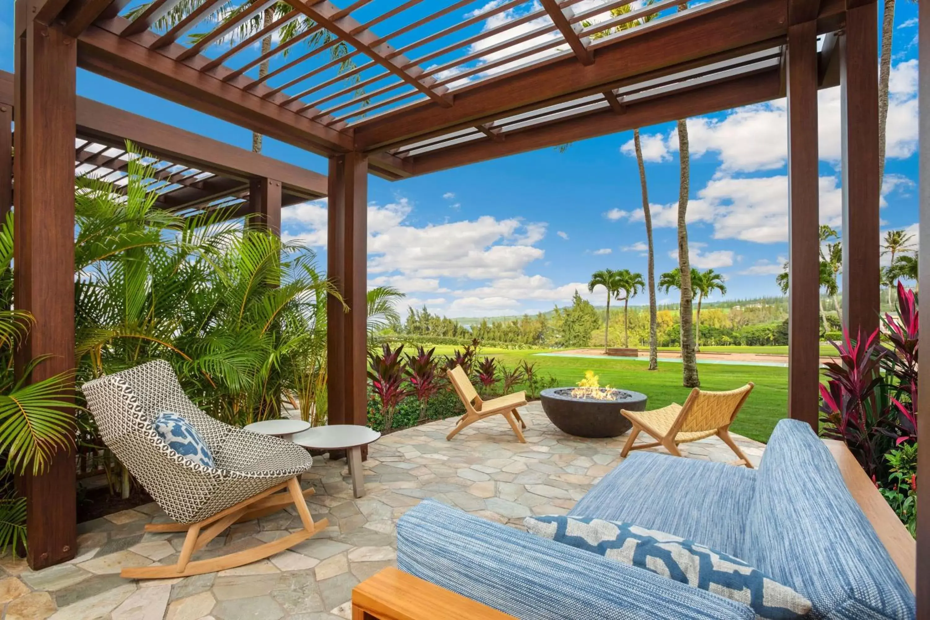 Photo of the whole room in The Ritz-Carlton Maui, Kapalua