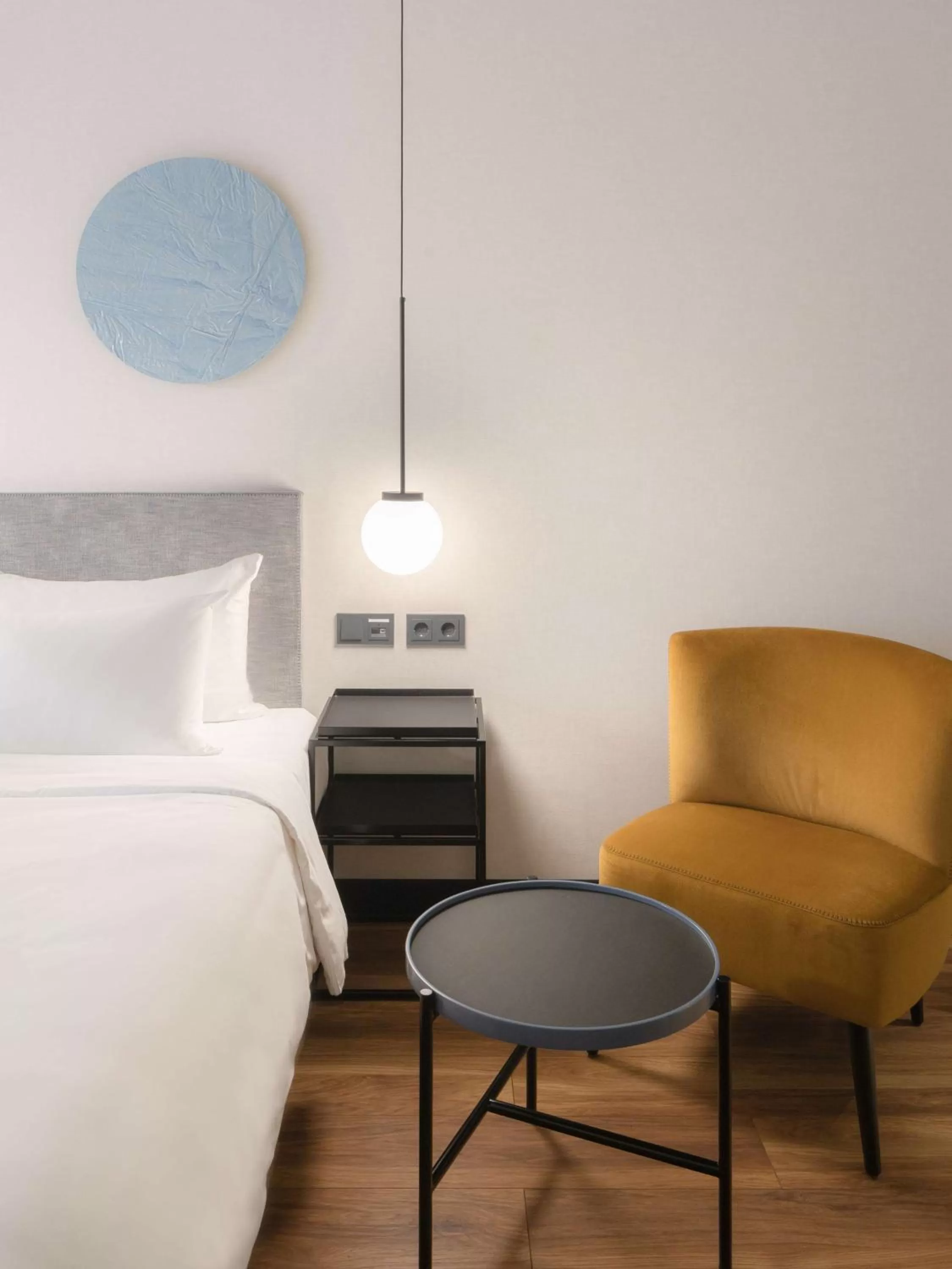 Photo of the whole room, Bed in Radisson Blu 1882 Hotel, Barcelona Sagrada Familia