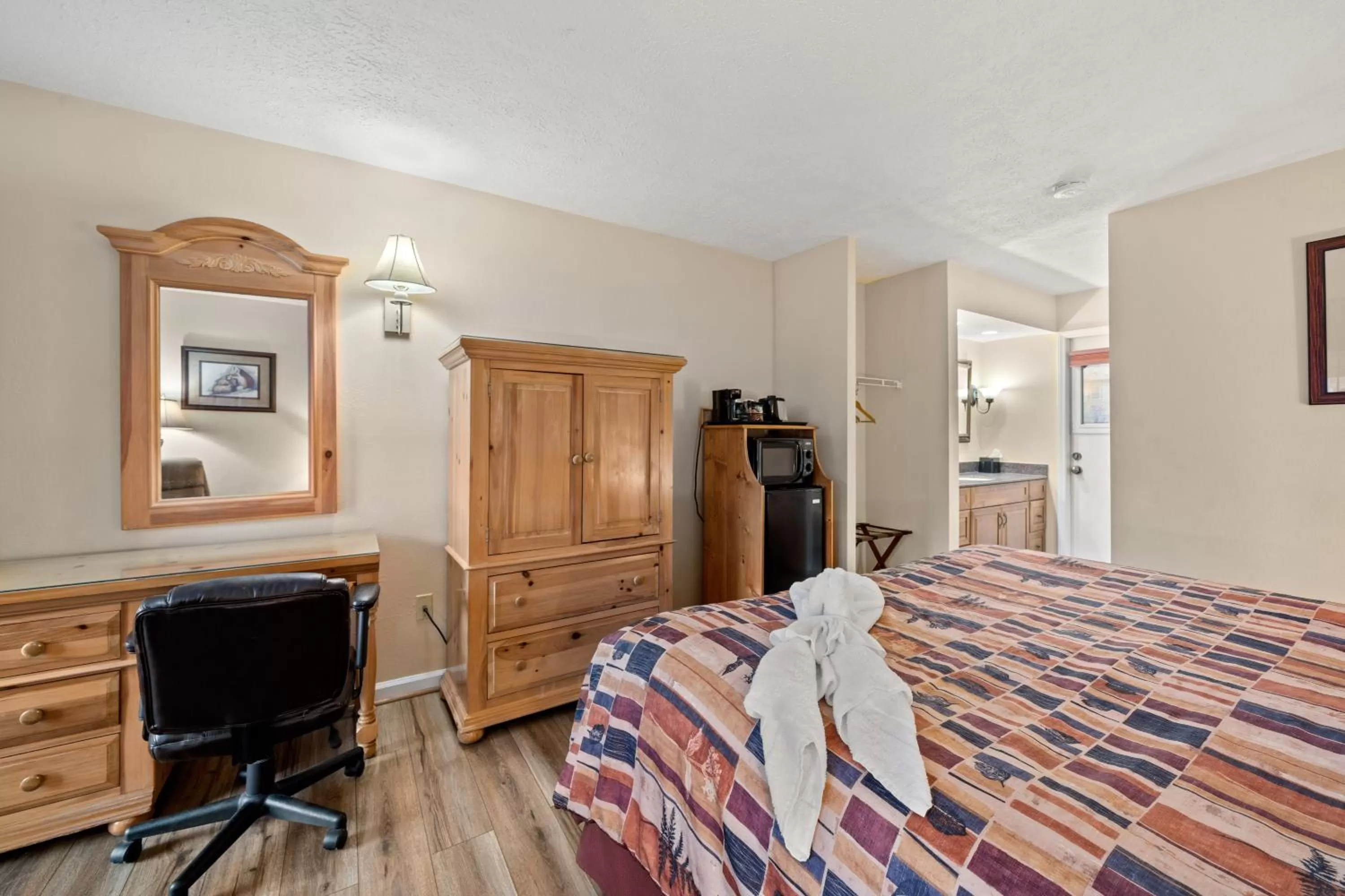 Jonathan Creek Inn and Villas