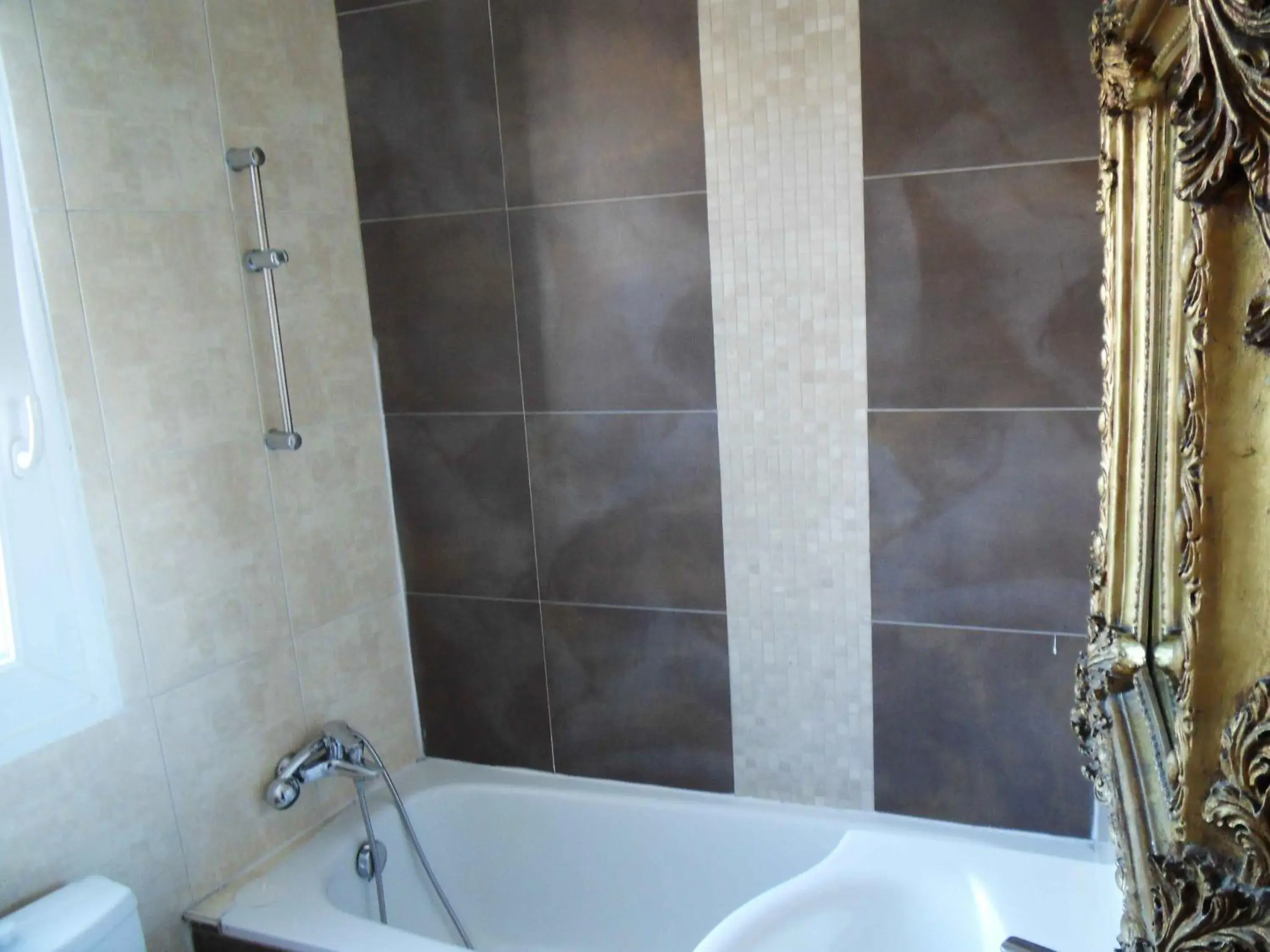 Bathroom in Camelia Prestige - Place de la Nation