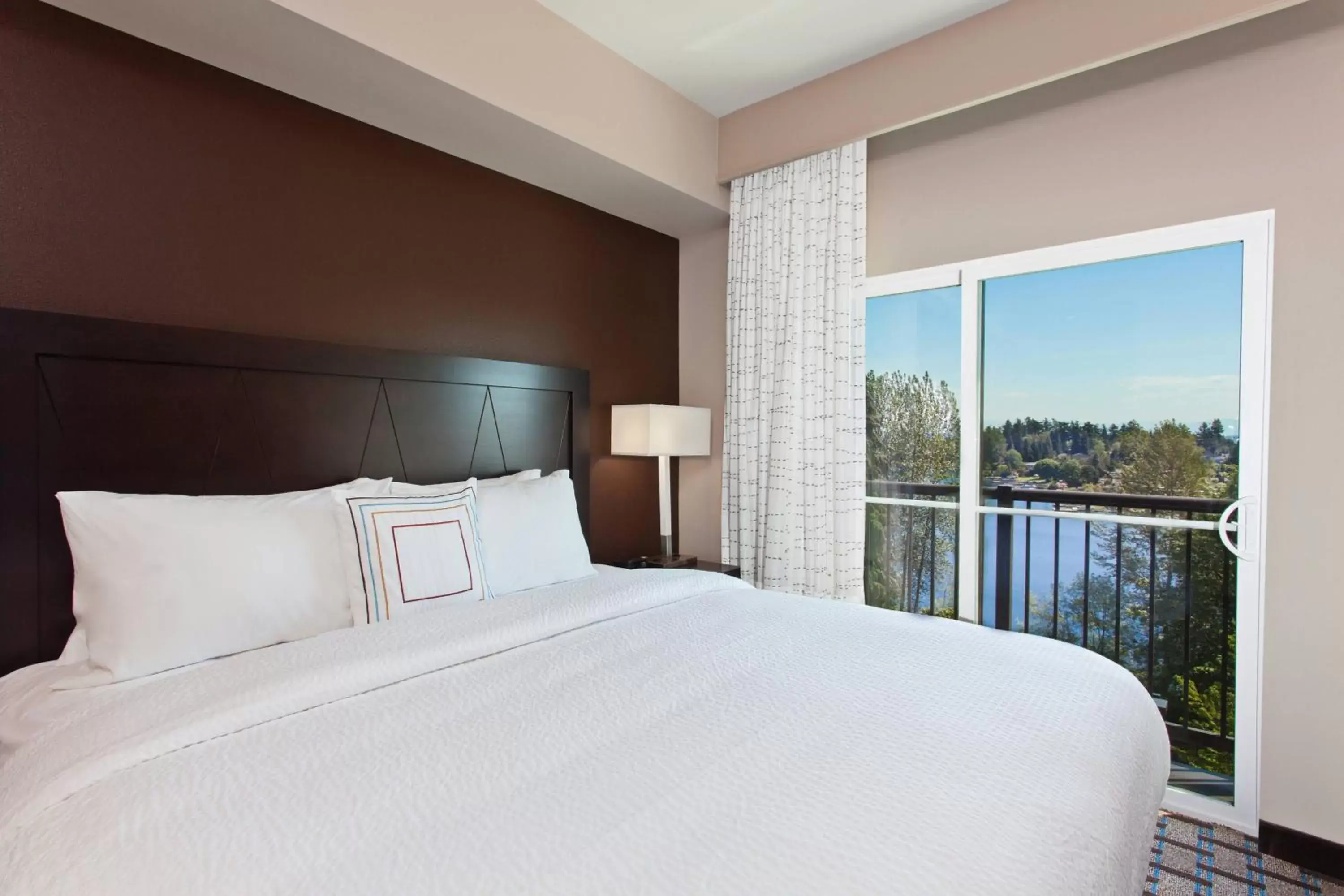 Bedroom, Bed in Residence Inn by Marriott Seattle Sea-Tac Airport