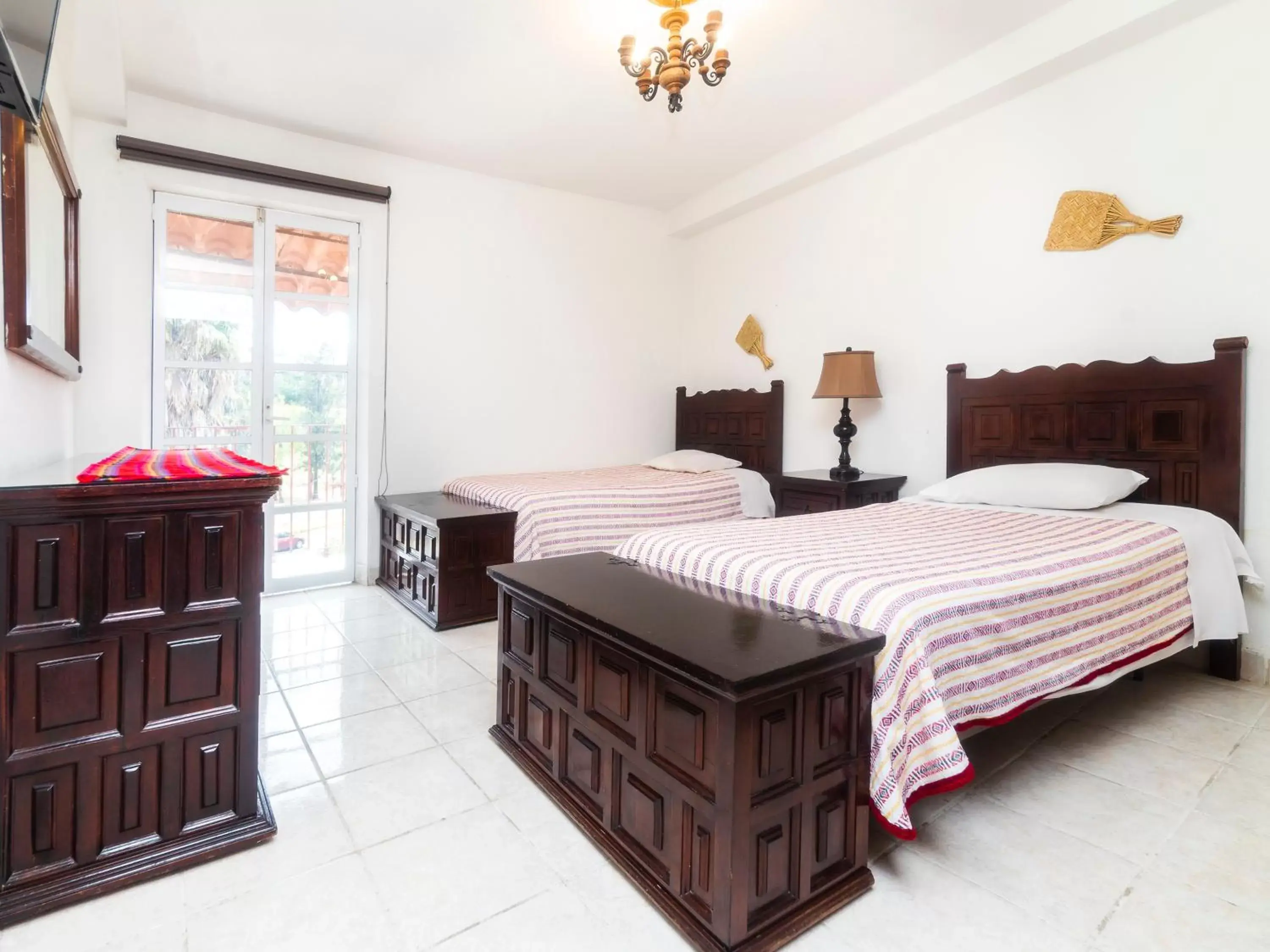 View (from property/room), Bed in Los Pueblitos de Guanajuato Hotel