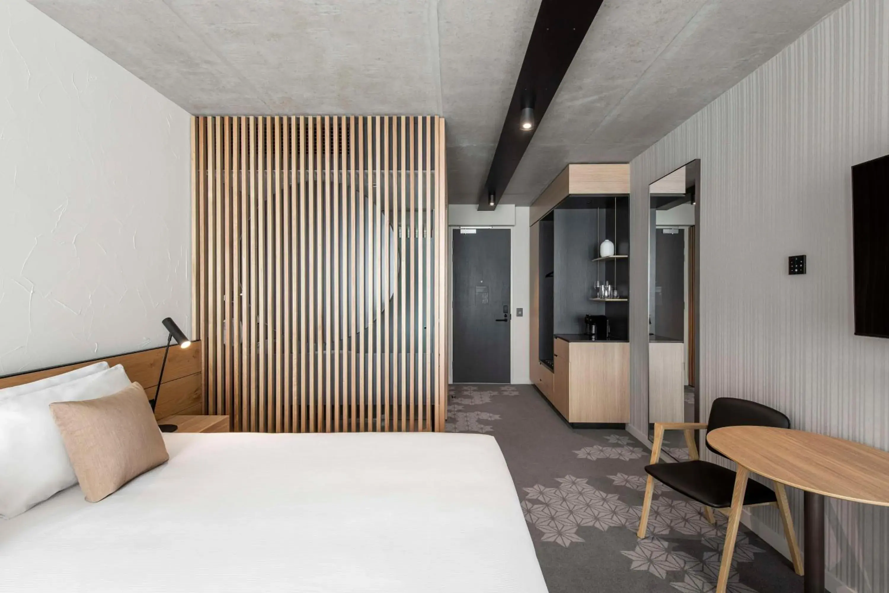 Bedroom, Bed in Vibe Hotel Adelaide