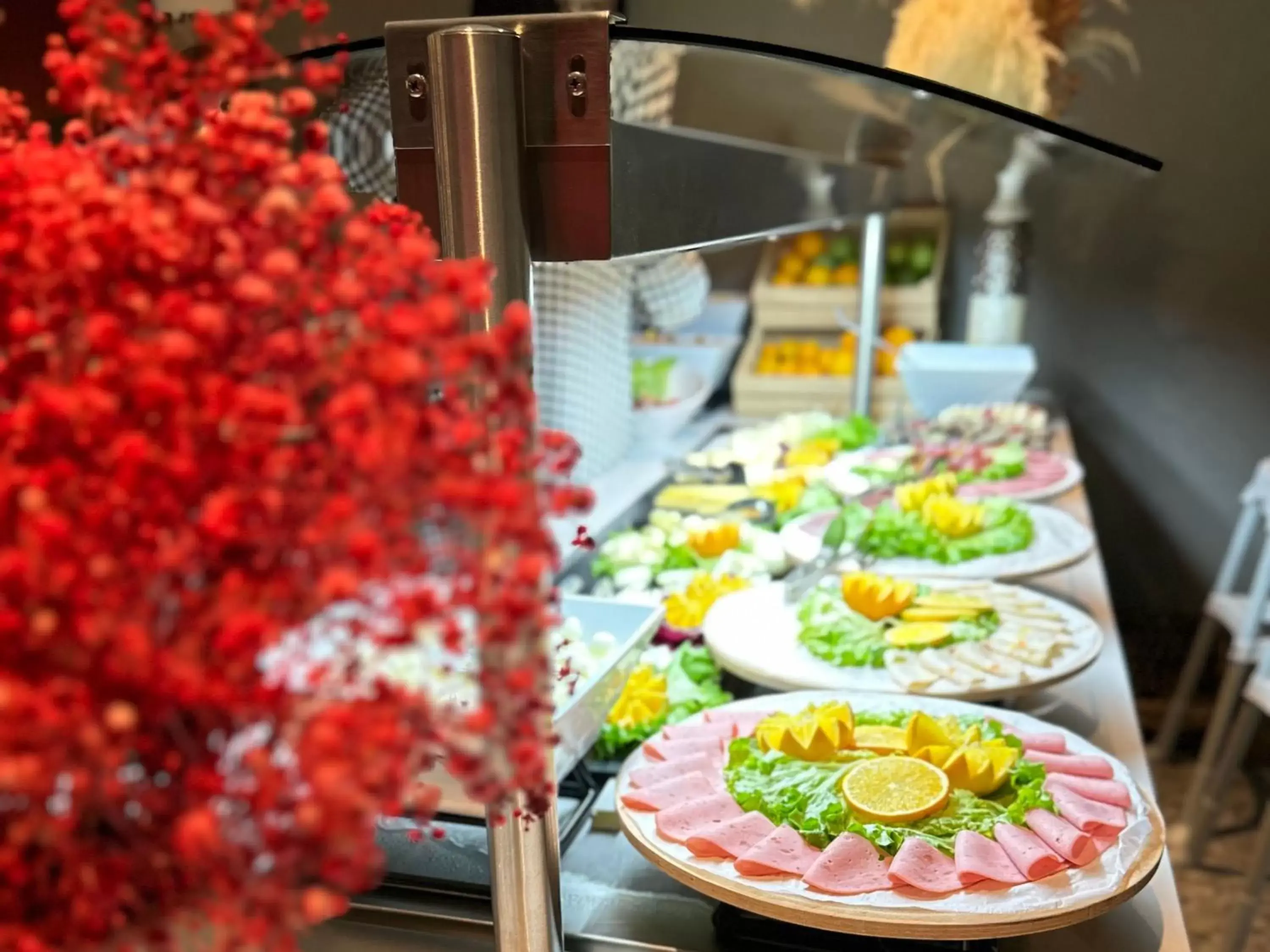 Food and drinks in Edition Old City Hotel Food and drinks in Edition Old City Hotel