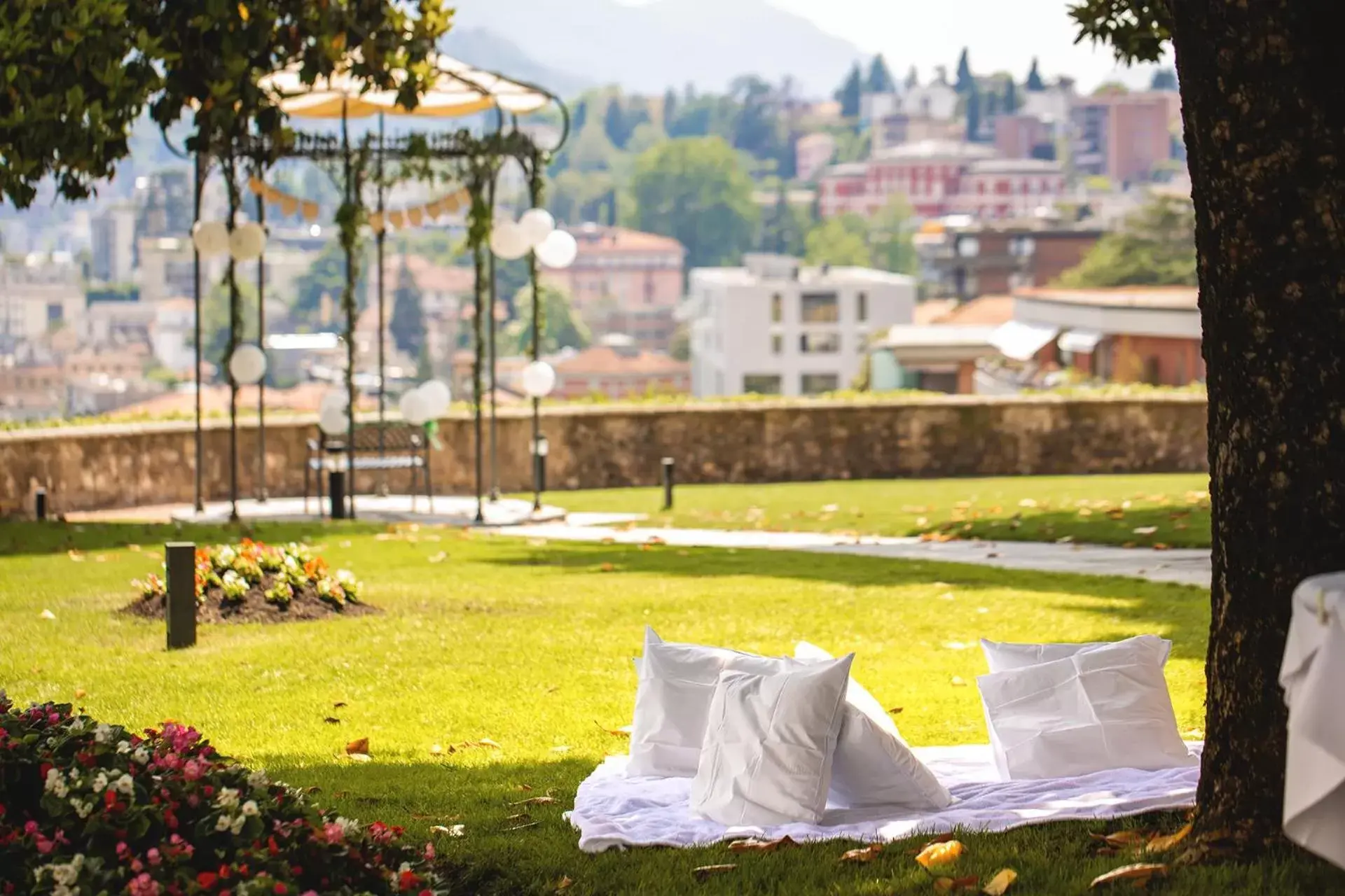 Garden in Villa Sassa Hotel, Residence & Spa - Ticino Hotels Group
