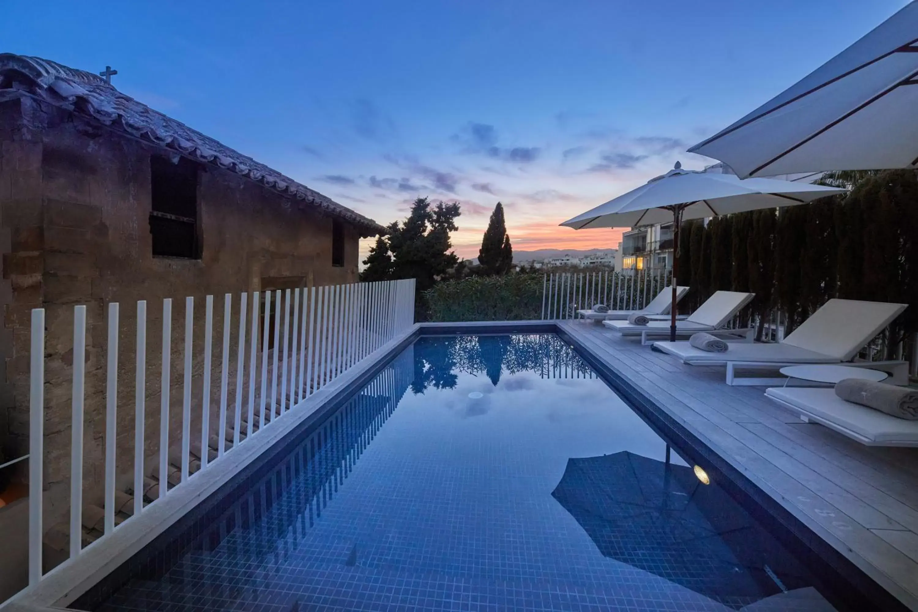 Swimming pool in Convent de la Missio - Grand Luxury Boutique hotel, Adults Only Swimming pool in Convent de la Missio - Grand Luxury Boutique hotel, Adults Only